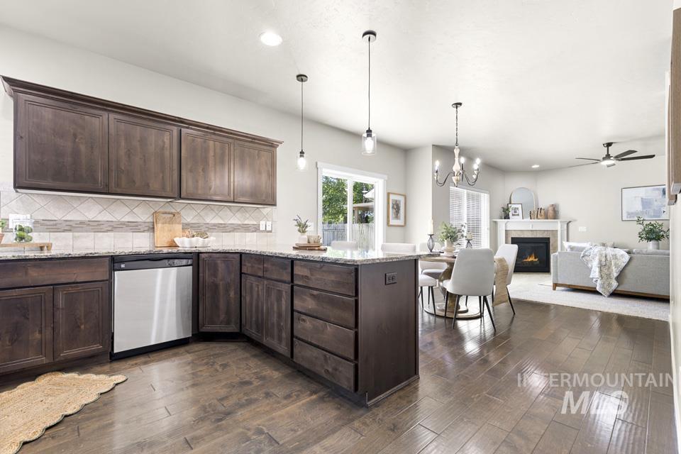 4688 N Park Crossing, Meridian, Idaho 83646, 4 Bedrooms, 2.5 Bathrooms, Residential For Sale, Price $539,950,MLS 98991321