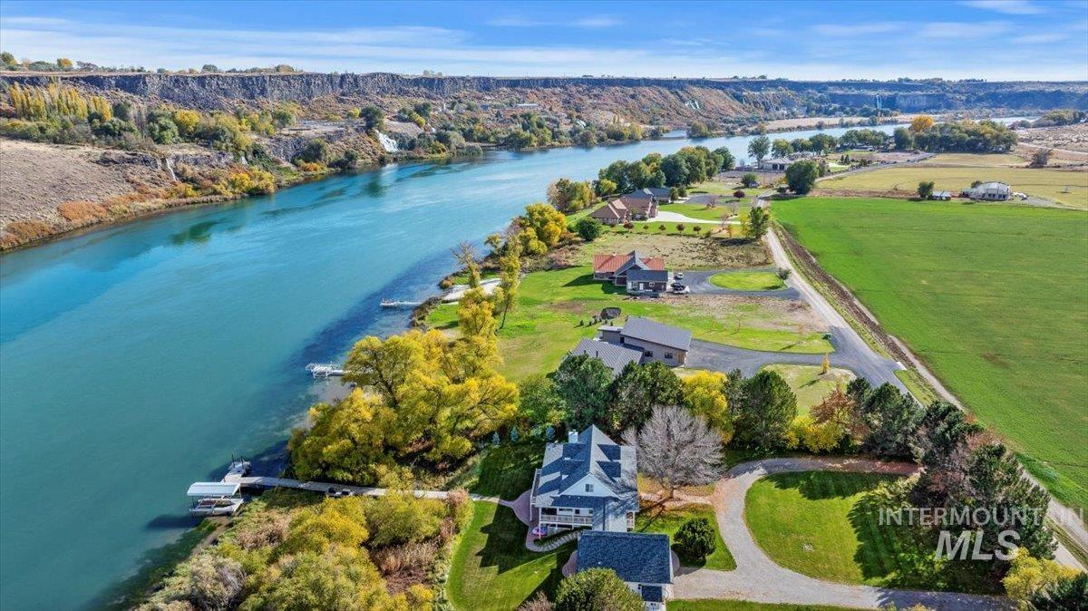 952 E 5204 N, Hagerman, Idaho 83332, 4 Bedrooms, 4.5 Bathrooms, Residential For Sale, Price $2,500,000, 98991323