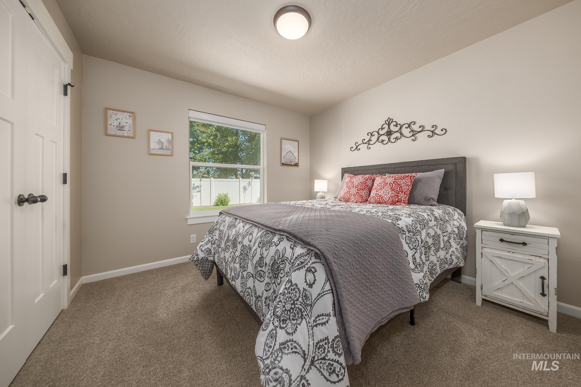 110 Grizzly Drive, Fruitland, Idaho 83619-2616, 4 Bedrooms, 2 Bathrooms, Residential For Sale, Price $449,000,MLS 98991327
