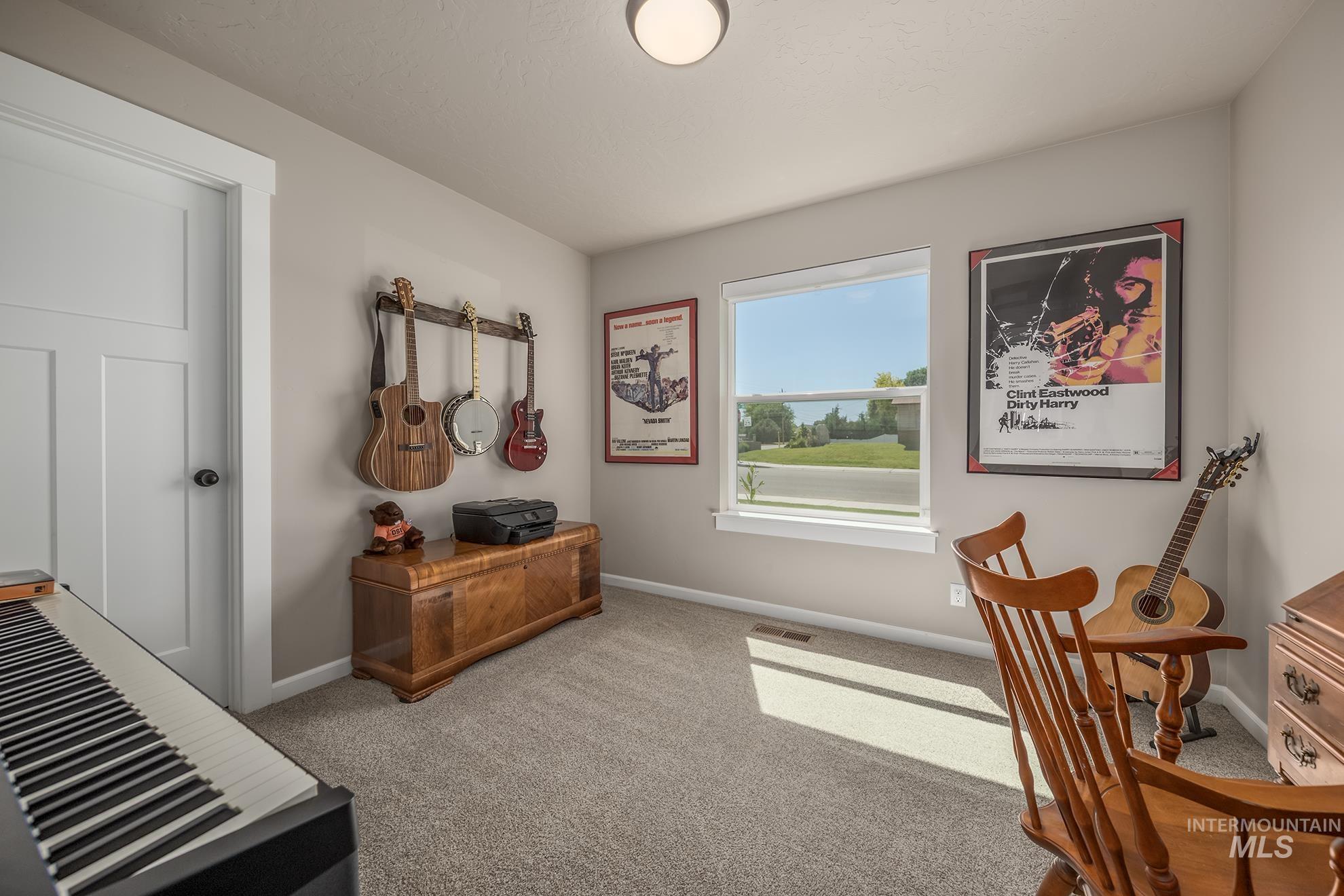 110 Grizzly Drive, Fruitland, Idaho 83619-2616, 4 Bedrooms, 2 Bathrooms, Residential For Sale, Price $449,000,MLS 98991327