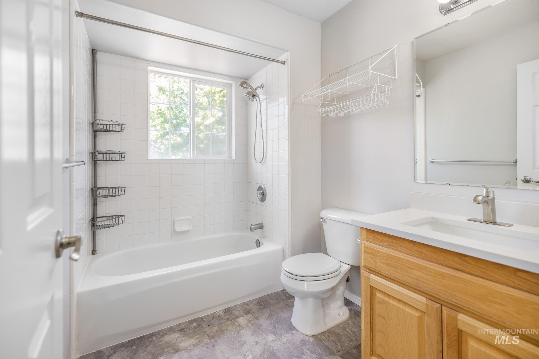 1712 S Marsh Wood Pl, Meridian, Idaho 83642, 3 Bedrooms, 2.5 Bathrooms, Residential For Sale, Price $595,000,MLS 98991328