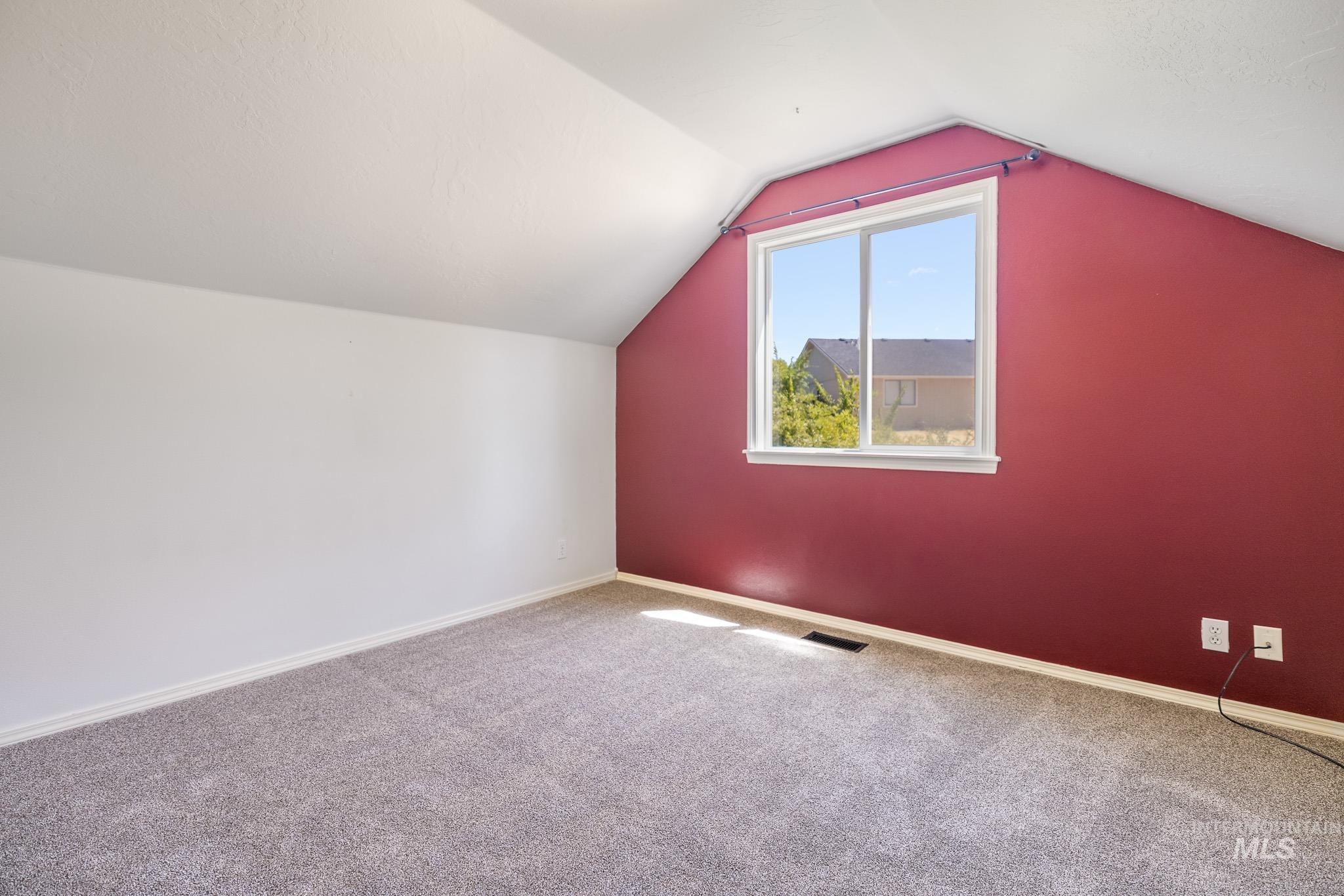 1712 S Marsh Wood Pl, Meridian, Idaho 83642, 3 Bedrooms, 2.5 Bathrooms, Residential For Sale, Price $595,000,MLS 98991328