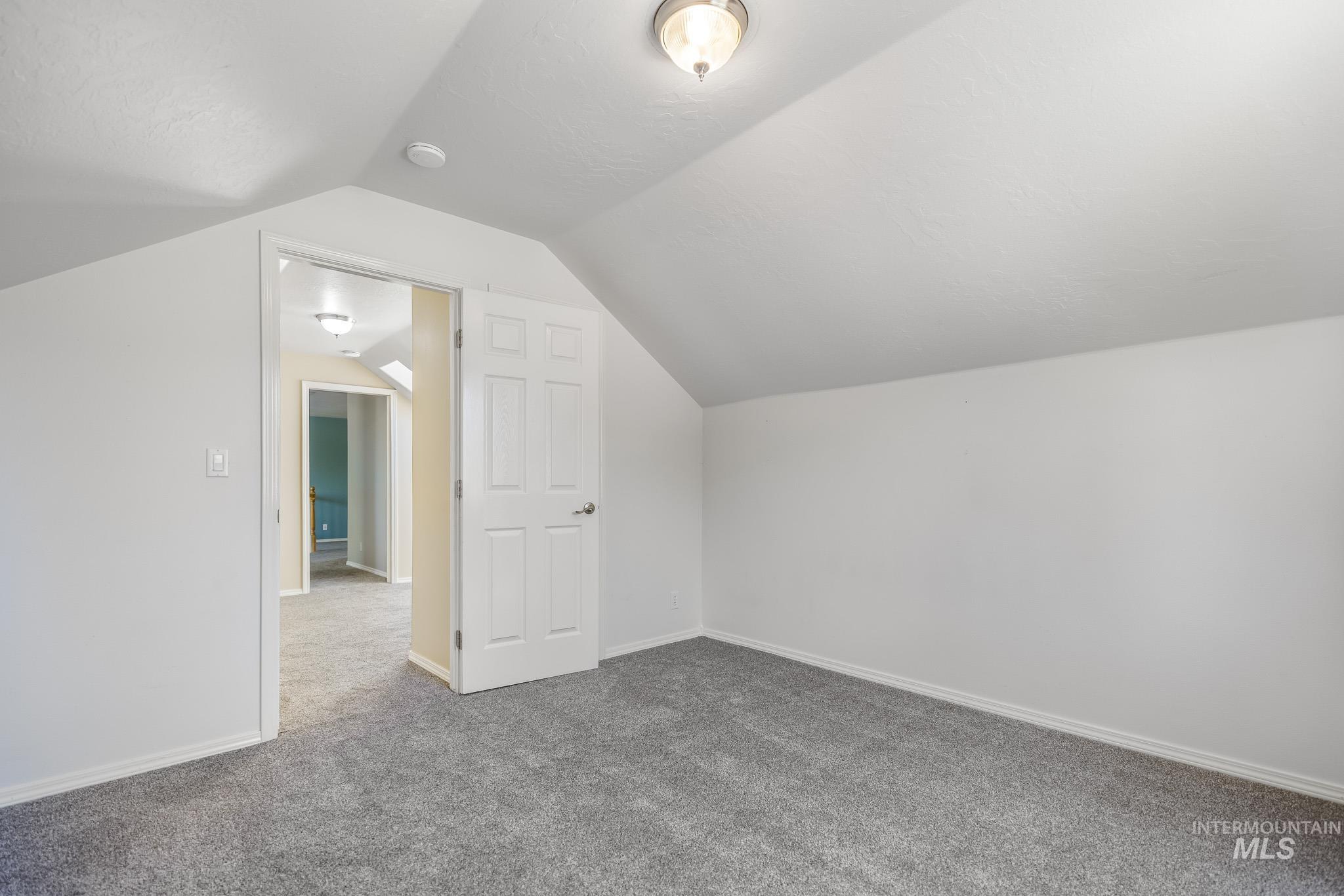 1712 S Marsh Wood Pl, Meridian, Idaho 83642, 3 Bedrooms, 2.5 Bathrooms, Residential For Sale, Price $595,000,MLS 98991328