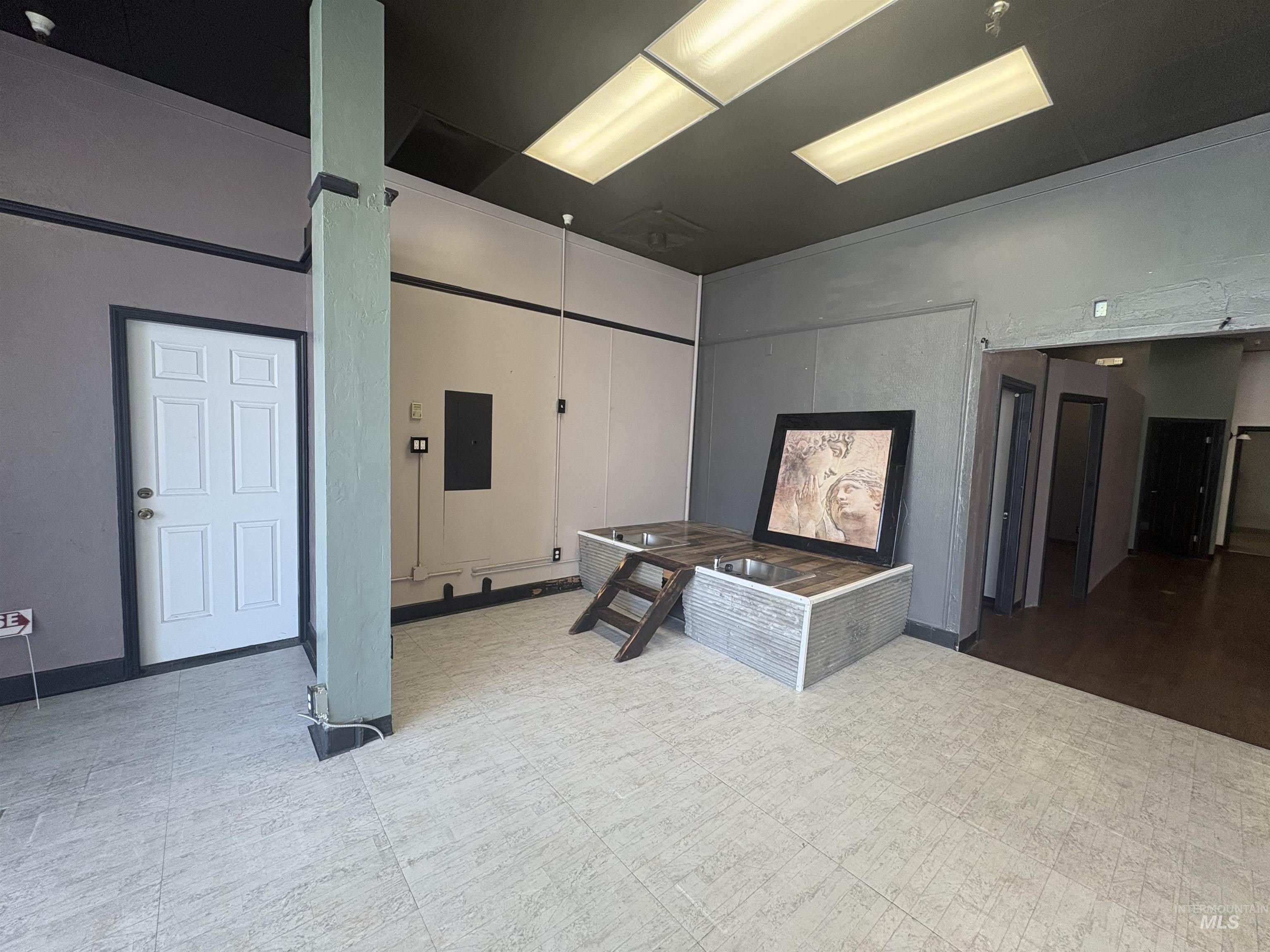 132 S Main Ave, Twin Falls, Idaho 83301, Business/Commercial For Sale, Price $19,200, 98991331