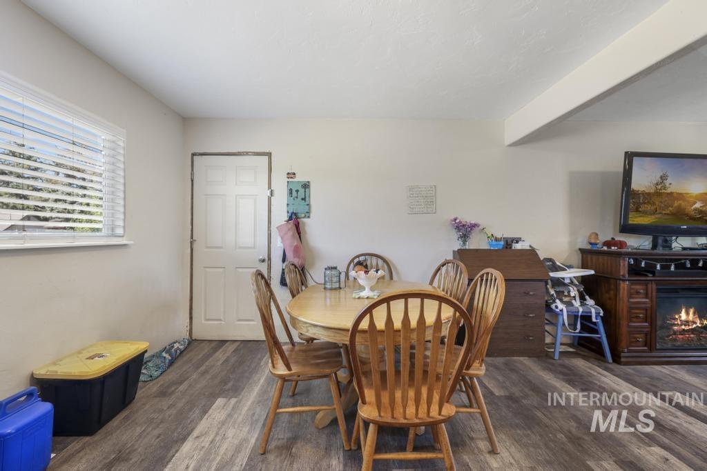 646 2nd Ave E, Wendell, Idaho 83355, 1 Bedroom, 2 Bathrooms, Residential For Sale, Price $250,000, 98991336
