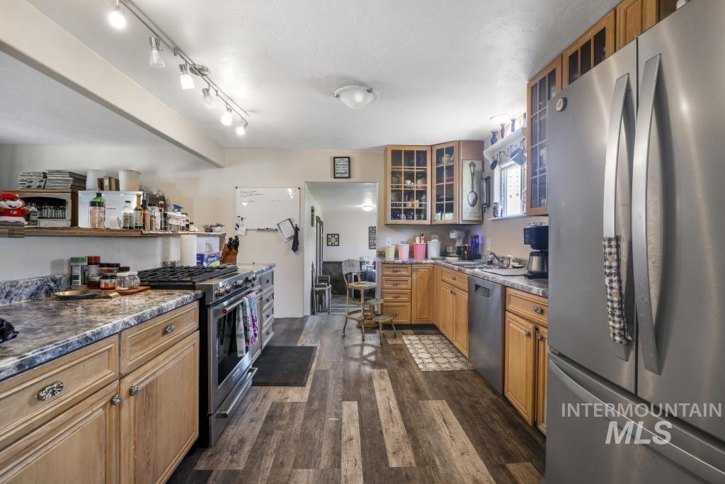 646 2nd Ave E, Wendell, Idaho 83355, 1 Bedroom, 2 Bathrooms, Residential For Sale, Price $250,000, 98991336