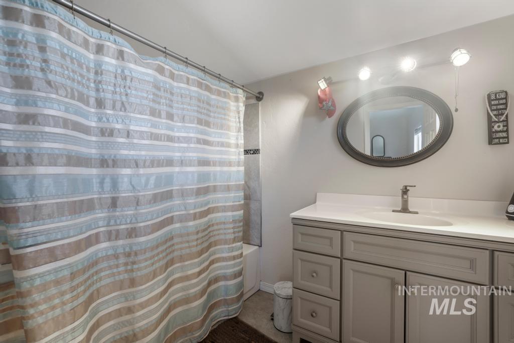 646 2nd Ave E, Wendell, Idaho 83355-5111, 1 Bedroom, 2 Bathrooms, Residential For Sale, Price $250,000, 98991336