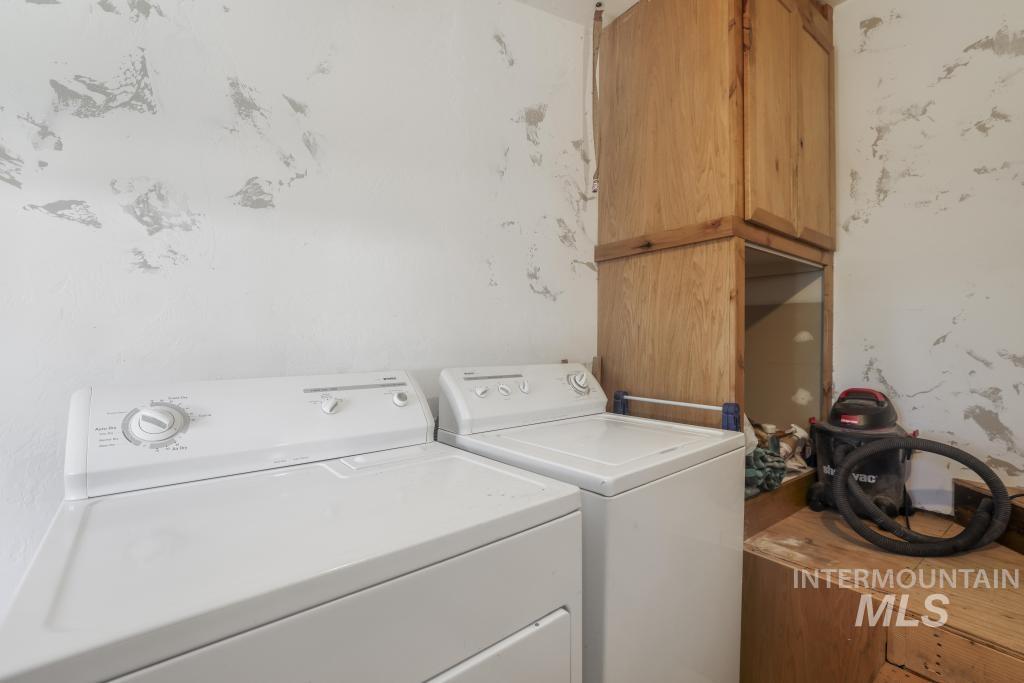 646 2nd Ave E, Wendell, Idaho 83355-5111, 1 Bedroom, 2 Bathrooms, Residential For Sale, Price $250,000, 98991336