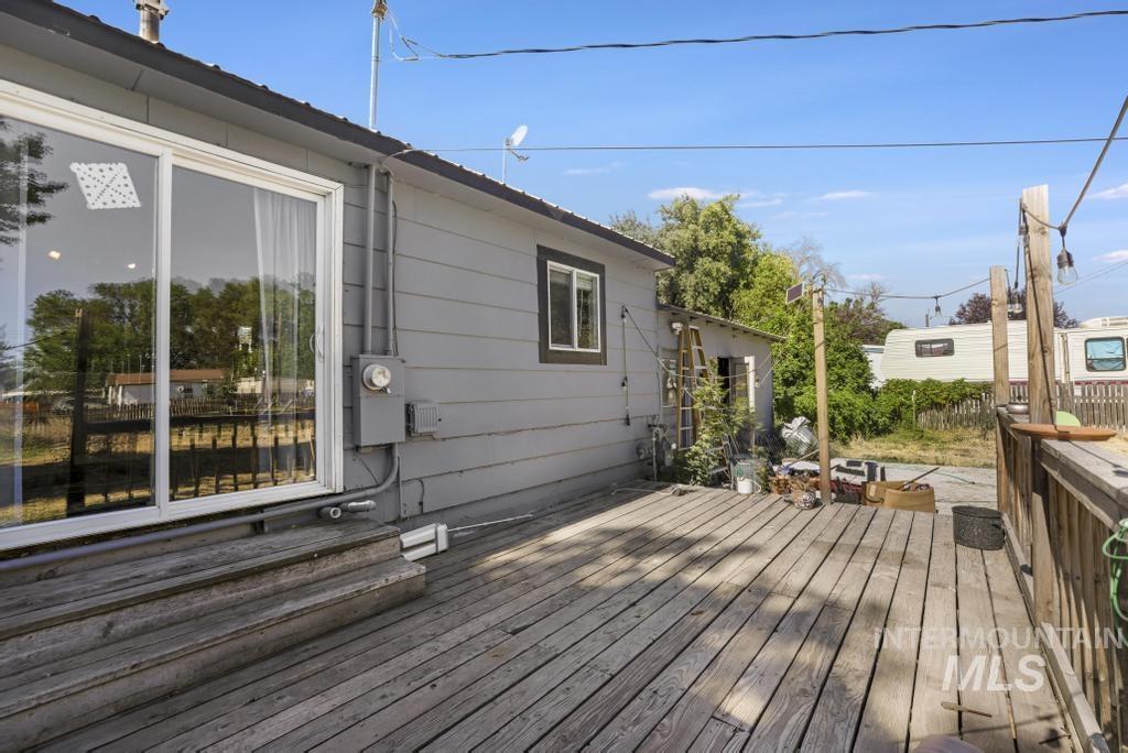 646 2nd Ave E, Wendell, Idaho 83355-5111, 1 Bedroom, 2 Bathrooms, Residential For Sale, Price $250,000, 98991336
