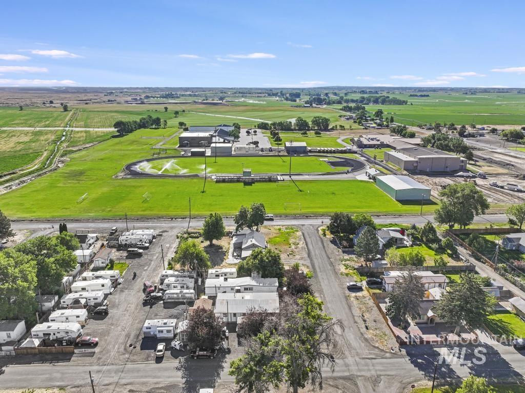 646 2nd Ave E, Wendell, Idaho 83355, 1 Bedroom, 2 Bathrooms, Residential For Sale, Price $250,000, 98991336