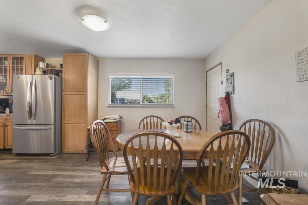 646 2nd Ave E, Wendell, Idaho 83355, 1 Bedroom, 2 Bathrooms, Residential For Sale, Price $250,000, 98991336