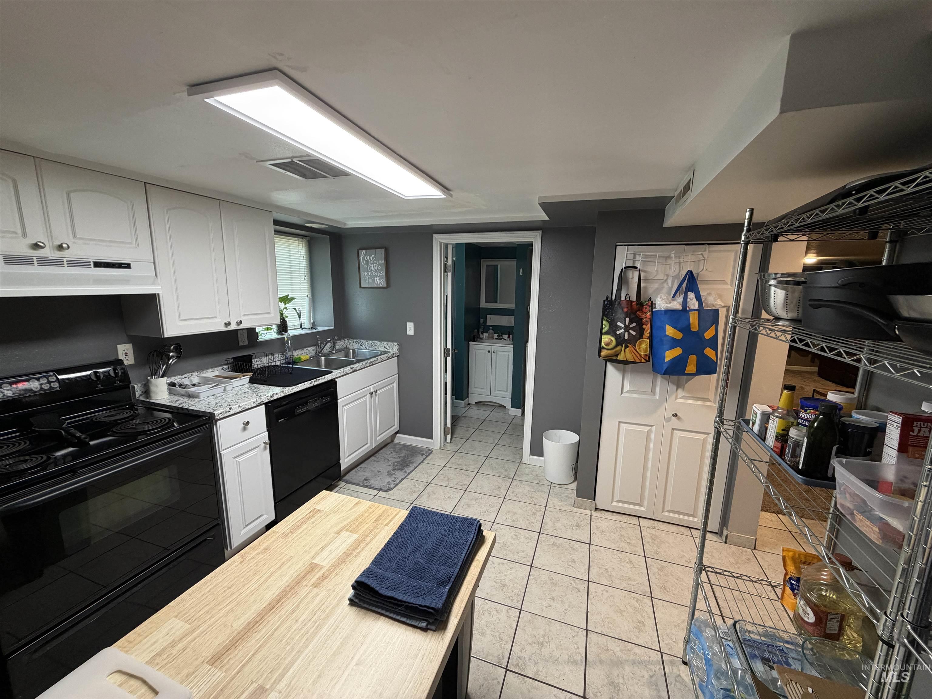 1424 10th Ave., Lewiston, Idaho 83501, 4 Bedrooms, 2 Bathrooms, Residential For Sale, Price $349,900, 98991340