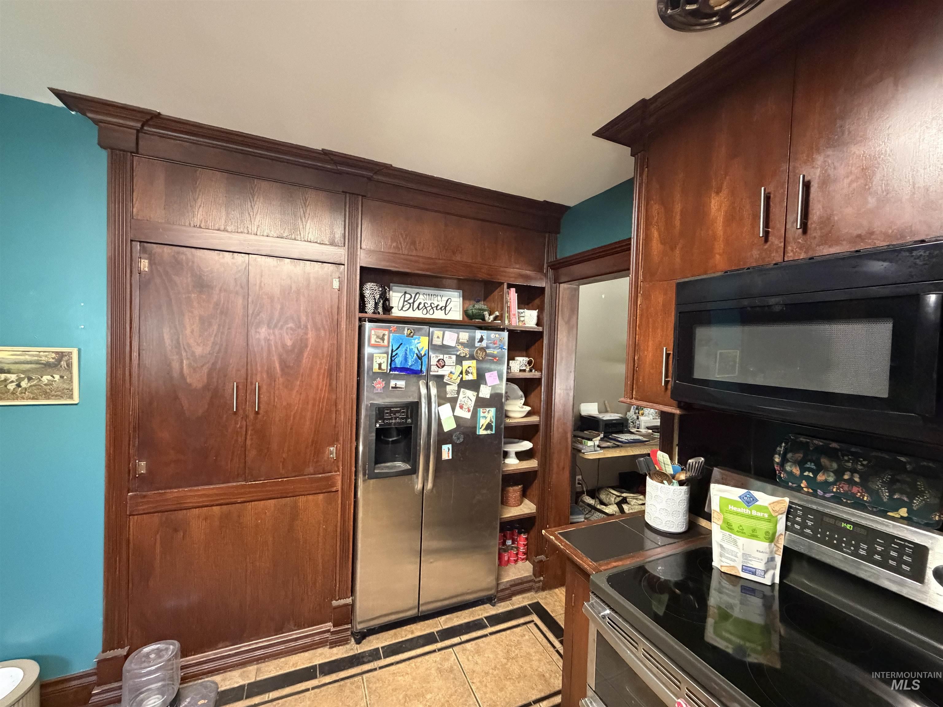1424 10th Ave., Lewiston, Idaho 83501, 2 Bedrooms, 1 Bathroom, Residential Income For Sale, Price $349,900,MLS 98991341