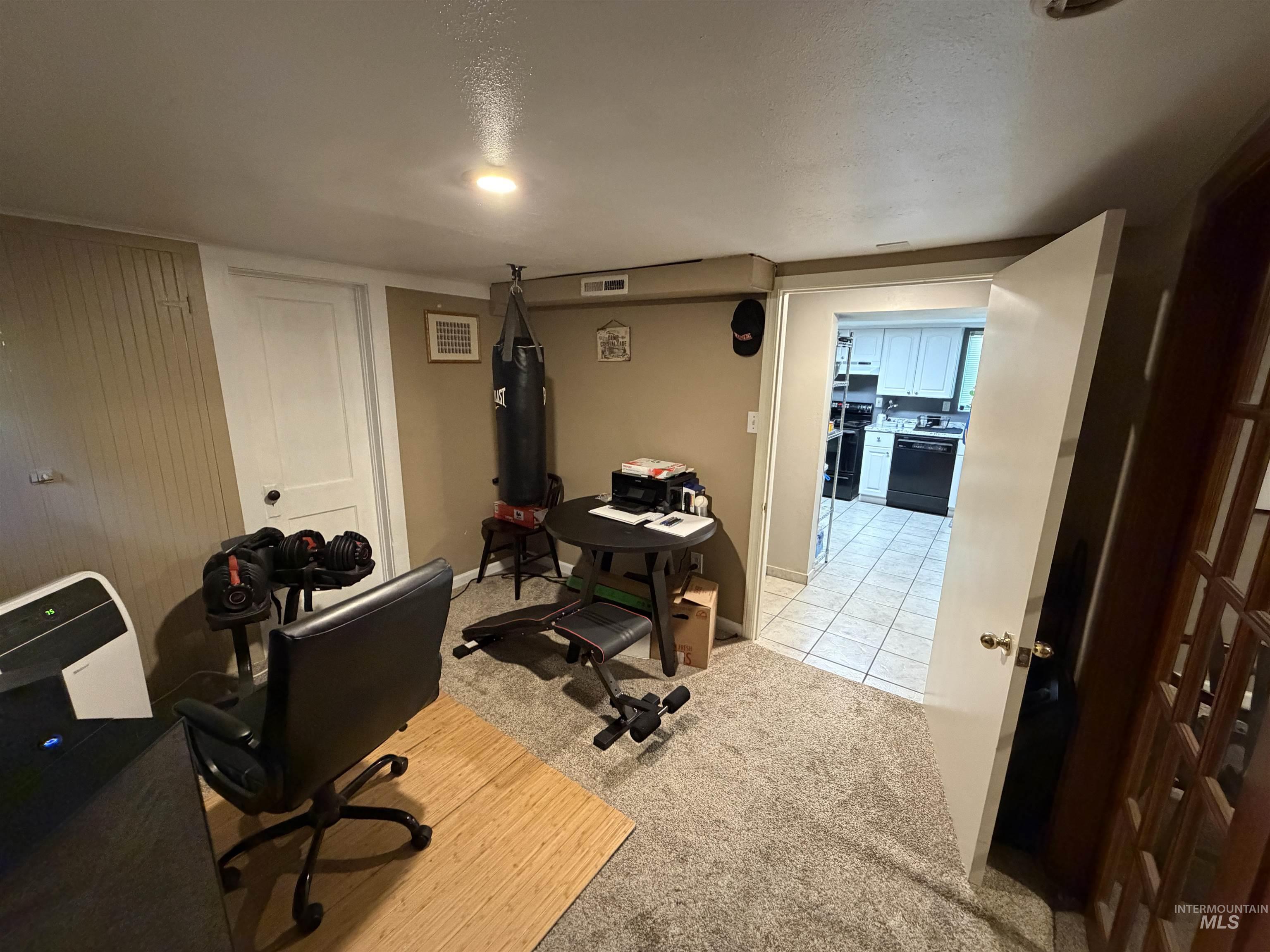 1424 10th Ave., Lewiston, Idaho 83501, 2 Bedrooms, 1 Bathroom, Residential Income For Sale, Price $349,900,MLS 98991341