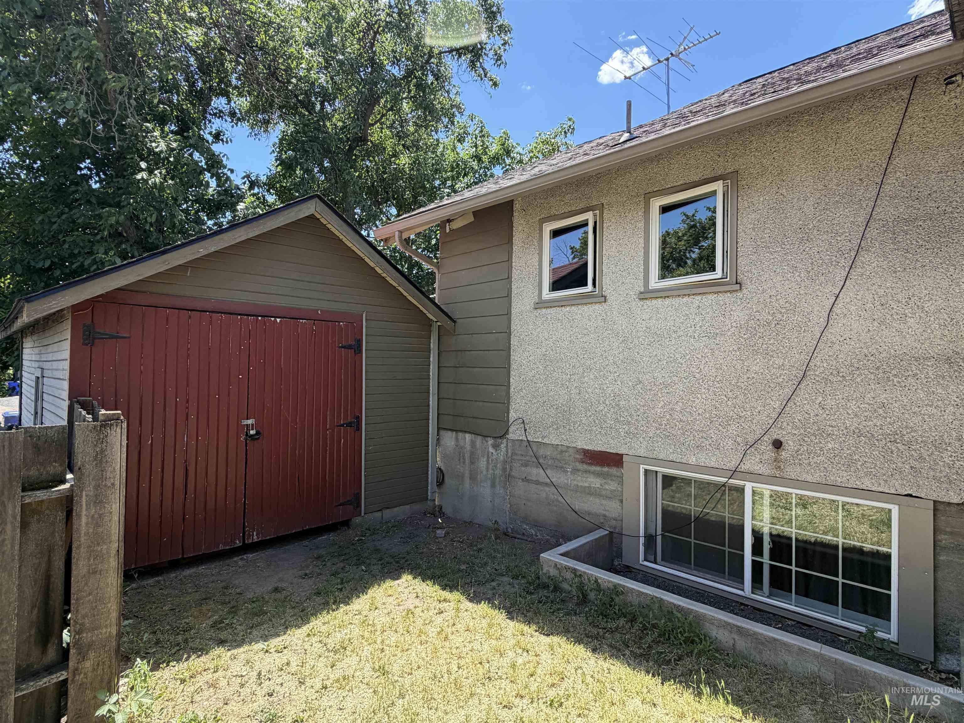 1424 10th Ave., Lewiston, Idaho 83501, 2 Bedrooms, 1 Bathroom, Residential Income For Sale, Price $349,900,MLS 98991341