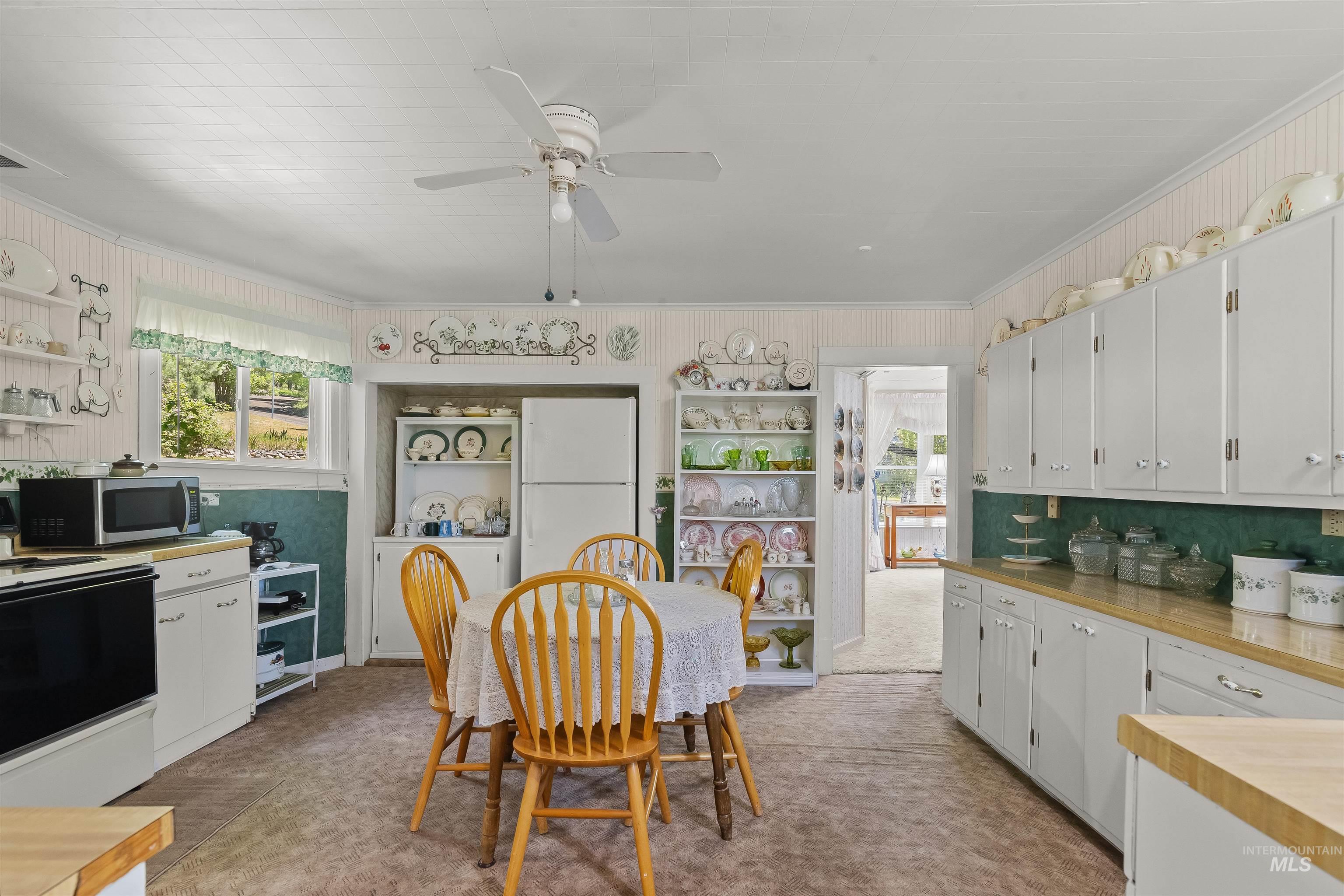 709 Main Street, Deary, Idaho 83823, 4 Bedrooms, 1 Bathroom, Residential For Sale, Price $415,000,MLS 98991345