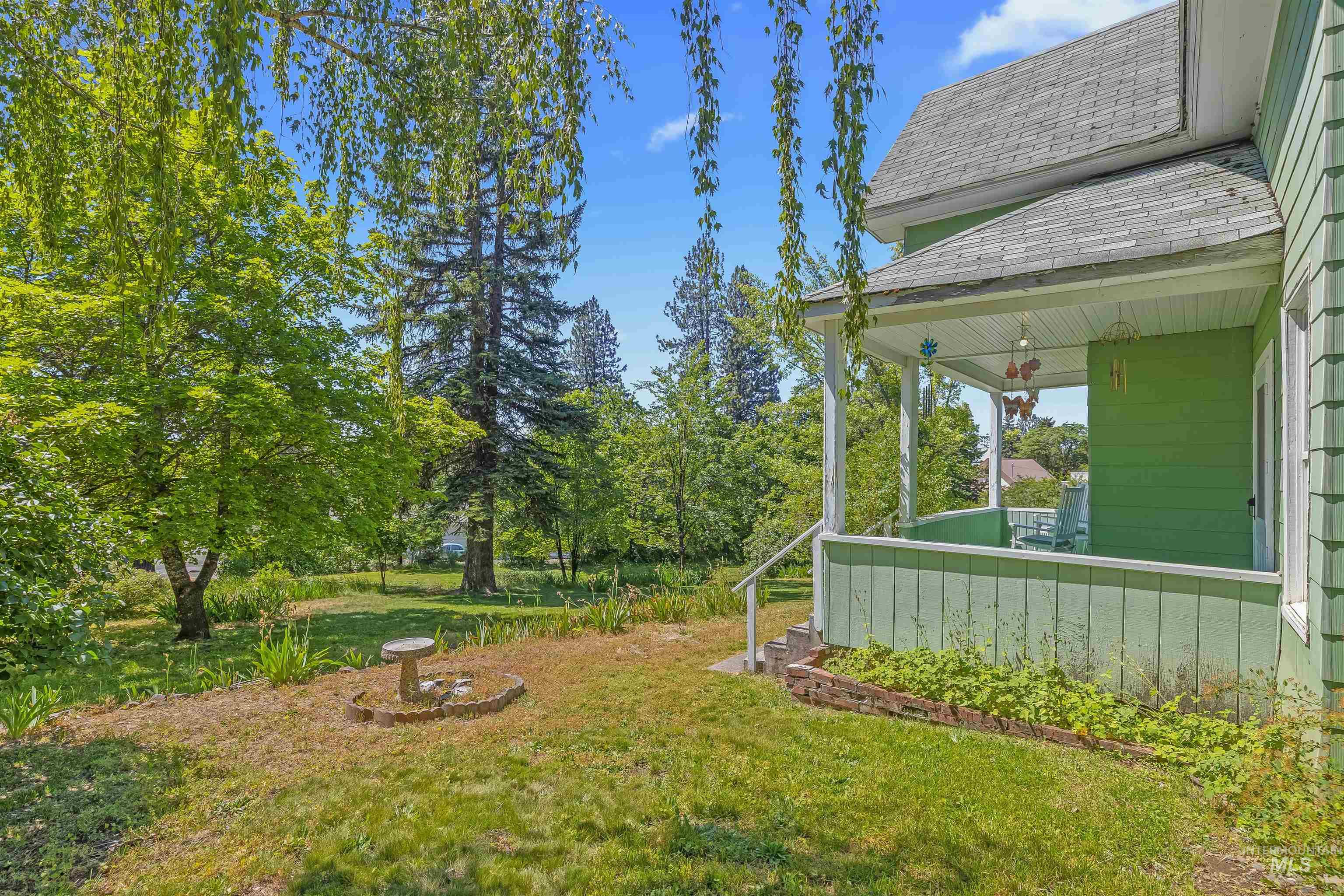 709 Main Street, Deary, Idaho 83823, 4 Bedrooms, 1 Bathroom, Residential For Sale, Price $415,000,MLS 98991345