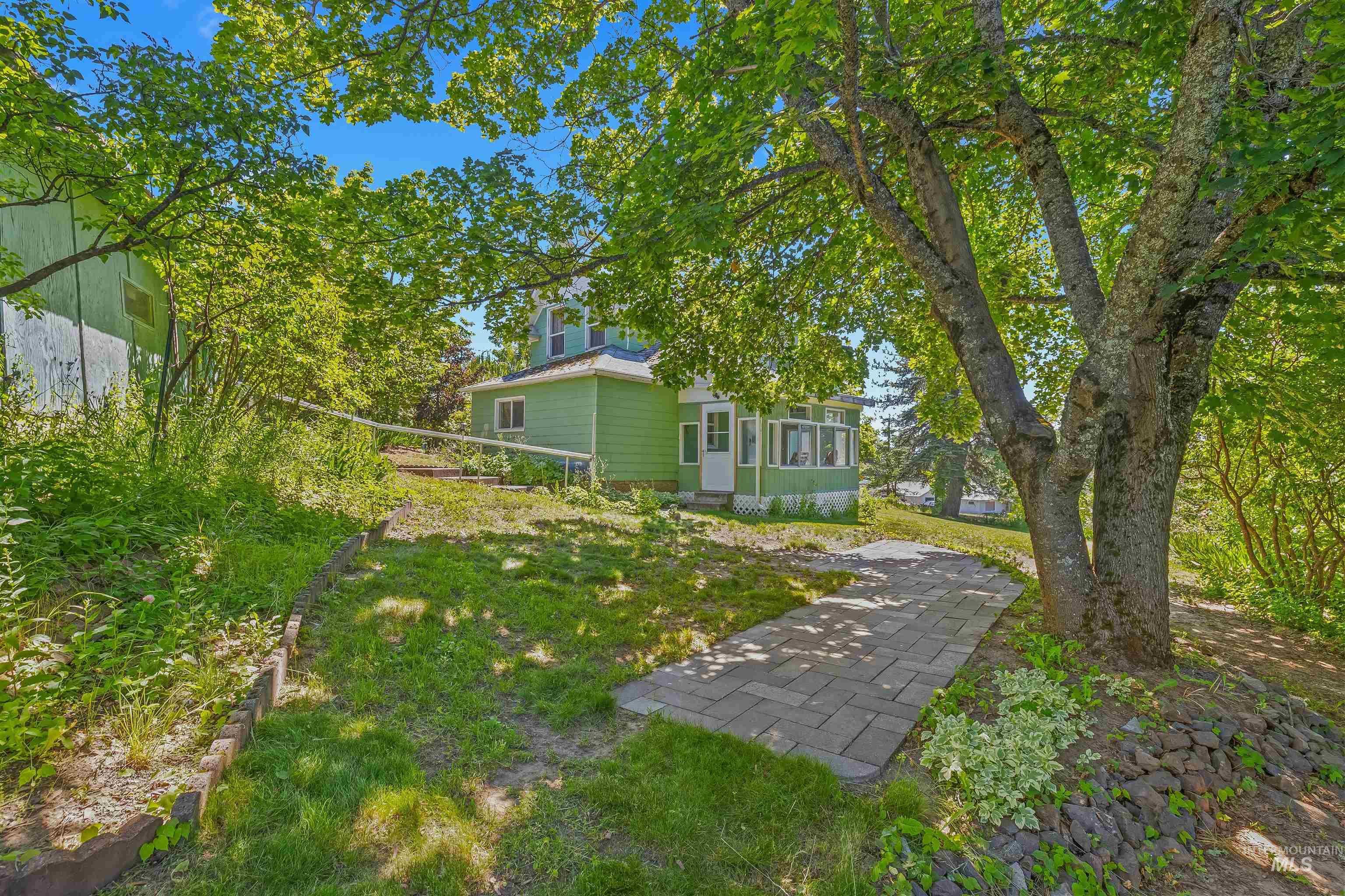 709 Main Street, Deary, Idaho 83823, 4 Bedrooms, 1 Bathroom, Residential For Sale, Price $415,000,MLS 98991345