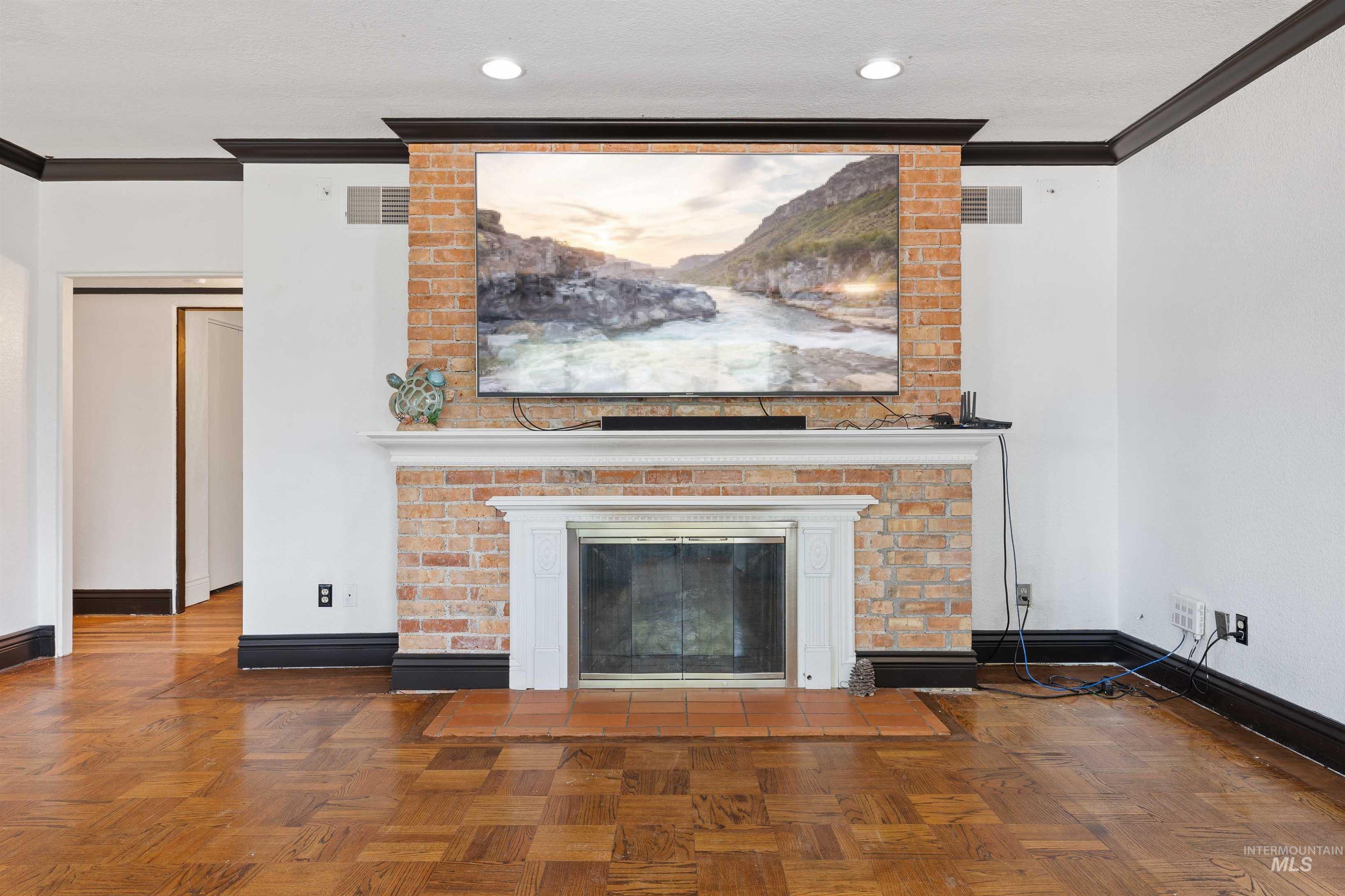 2176 Addison Ave E, Twin Falls, Idaho 83301, 4 Bedrooms, 4 Bathrooms, Residential For Sale, Price $589,000,MLS 98991351