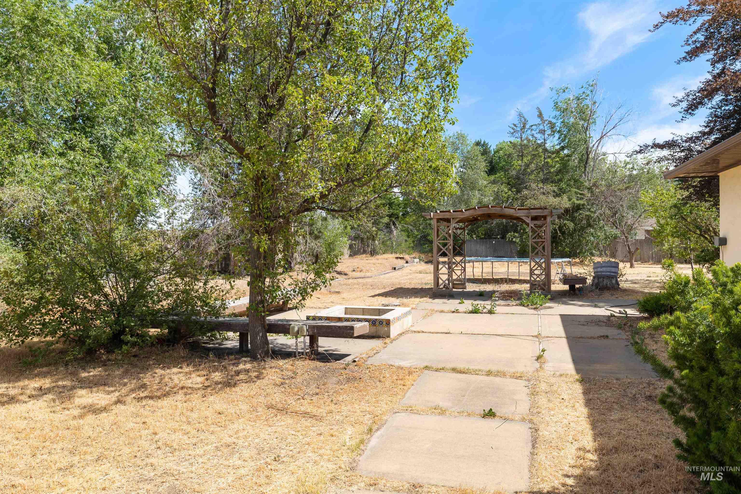 2176 Addison Ave E, Twin Falls, Idaho 83301, 4 Bedrooms, 4 Bathrooms, Residential For Sale, Price $589,000,MLS 98991351