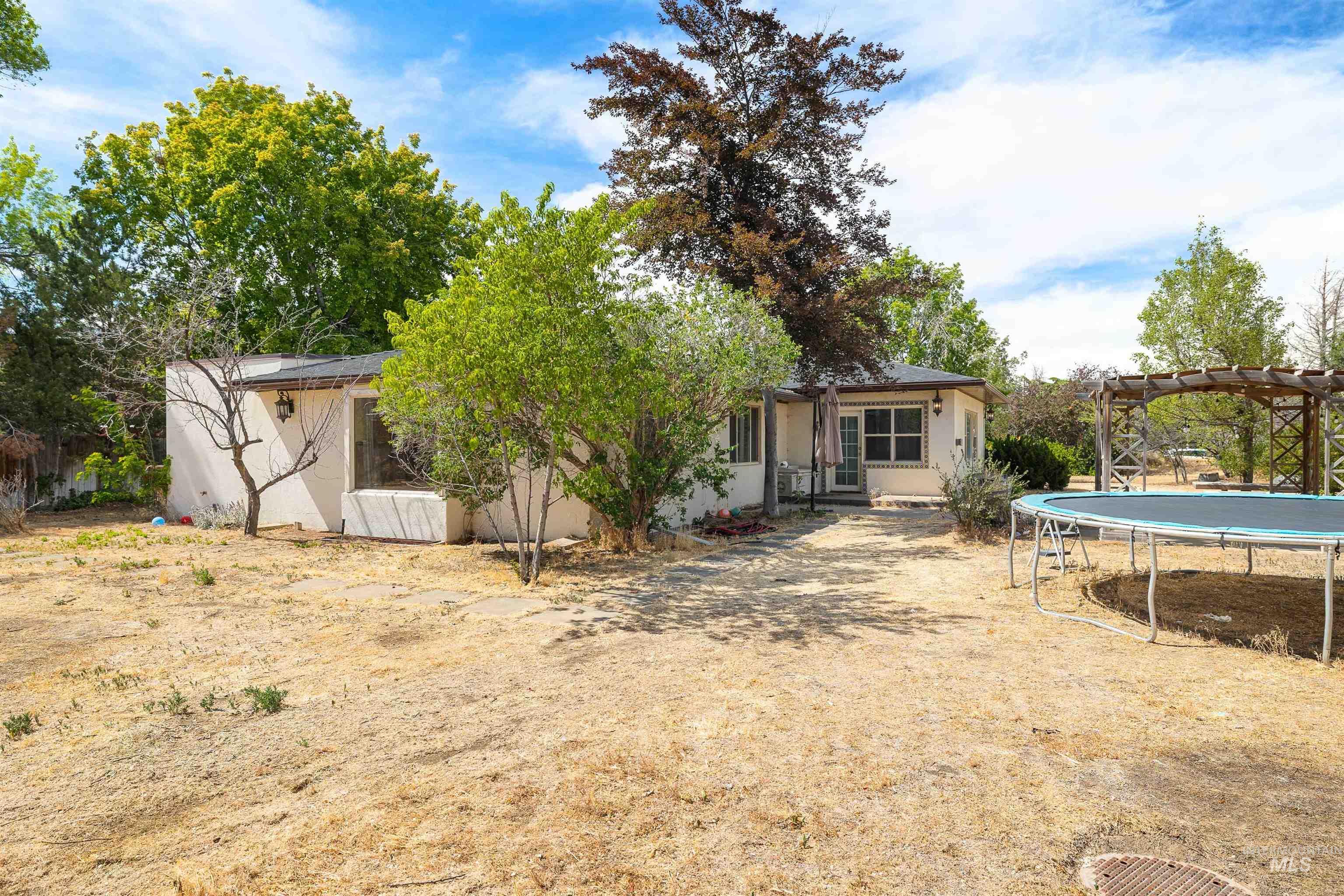 2176 Addison Ave E, Twin Falls, Idaho 83301, 4 Bedrooms, 4 Bathrooms, Residential For Sale, Price $589,000,MLS 98991351