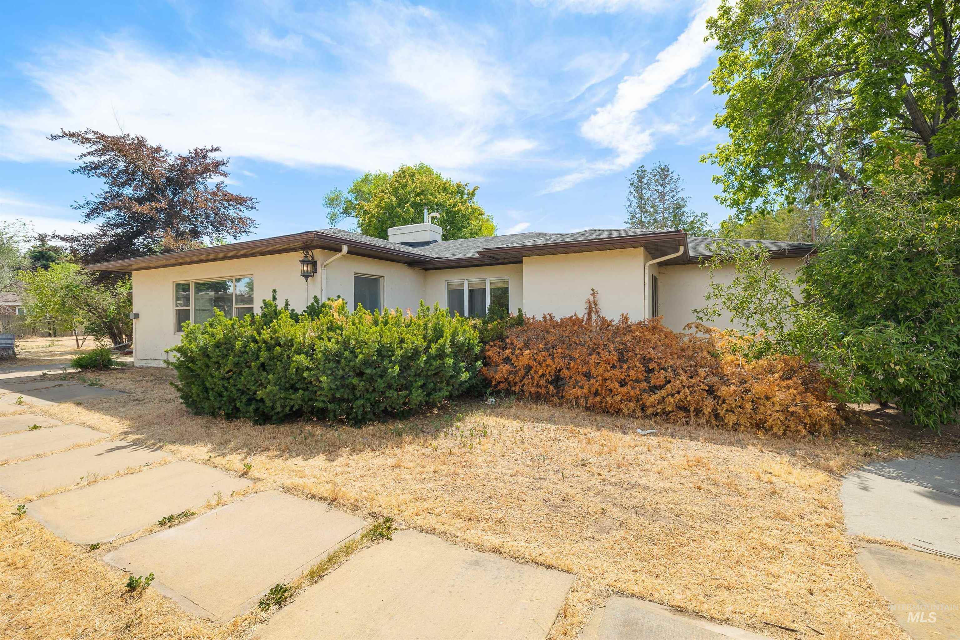 2176 Addison Ave E, Twin Falls, Idaho 83301, 4 Bedrooms, 4 Bathrooms, Residential For Sale, Price $589,000,MLS 98991351