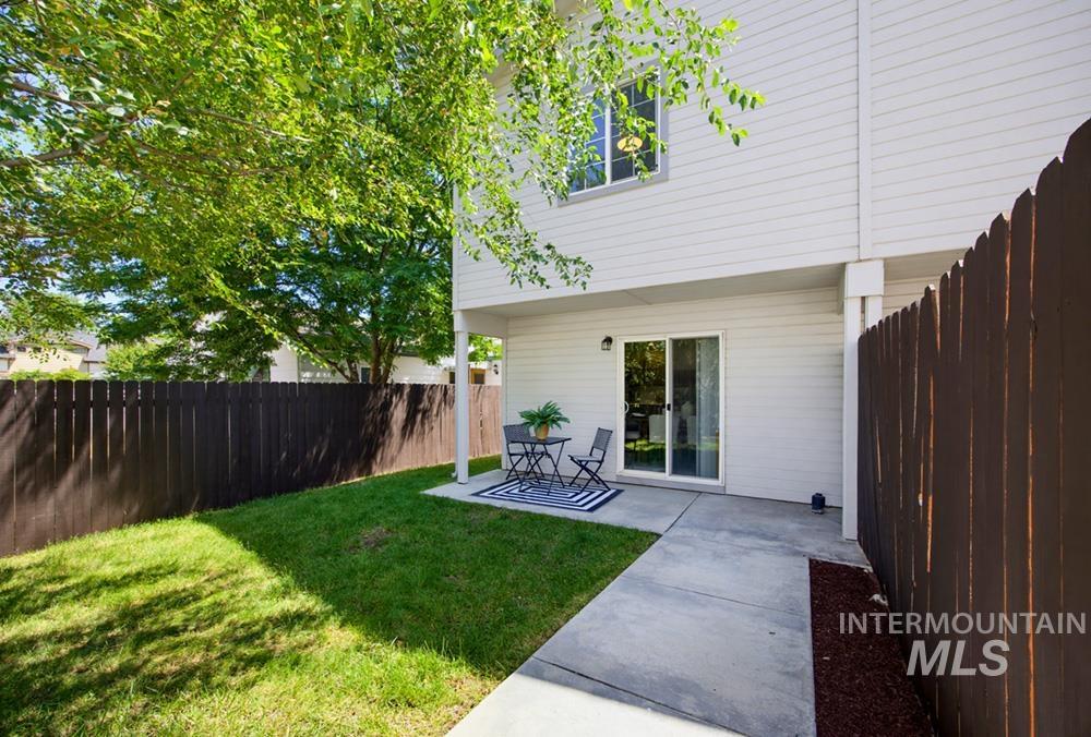 1403 S Division Ave, Boise, Idaho 83706, 3 Bedrooms, 2.5 Bathrooms, Residential For Sale, Price $399,900,MLS 98991353