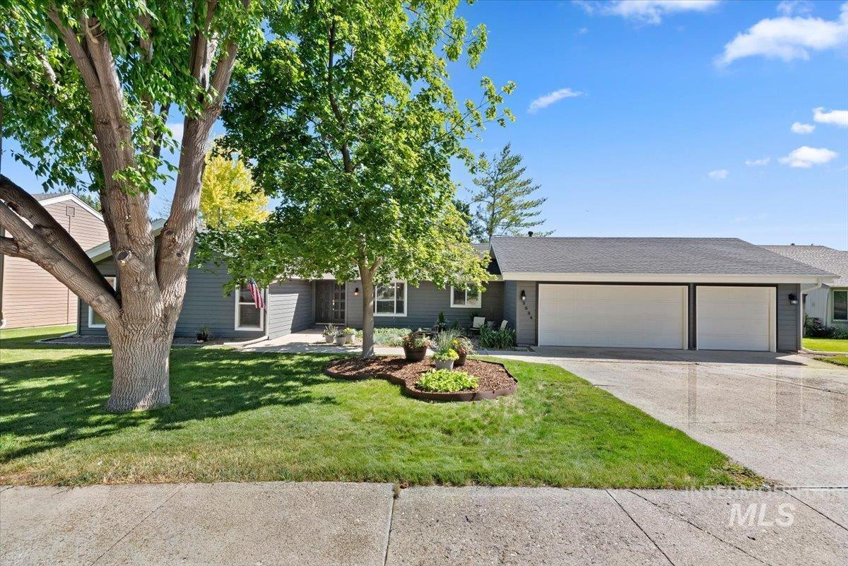 2524 Pascoe Lane, Nampa, Idaho 83686, 4 Bedrooms, 3 Bathrooms, Residential For Sale, Price $479,900,MLS 98991356