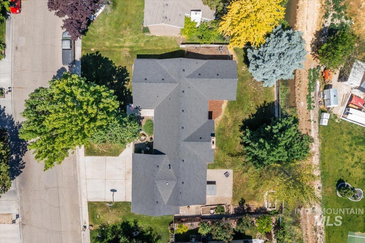 2524 Pascoe Lane, Nampa, Idaho 83686, 4 Bedrooms, 3 Bathrooms, Residential For Sale, Price $479,900,MLS 98991356