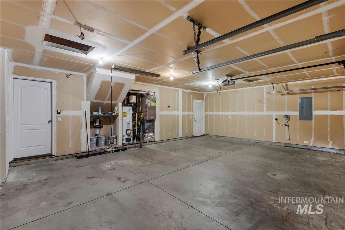 1117 Palace Ave, Emmett, Idaho 83617, 4 Bedrooms, 2.5 Bathrooms, Residential For Sale, Price $485,000,MLS 98991359