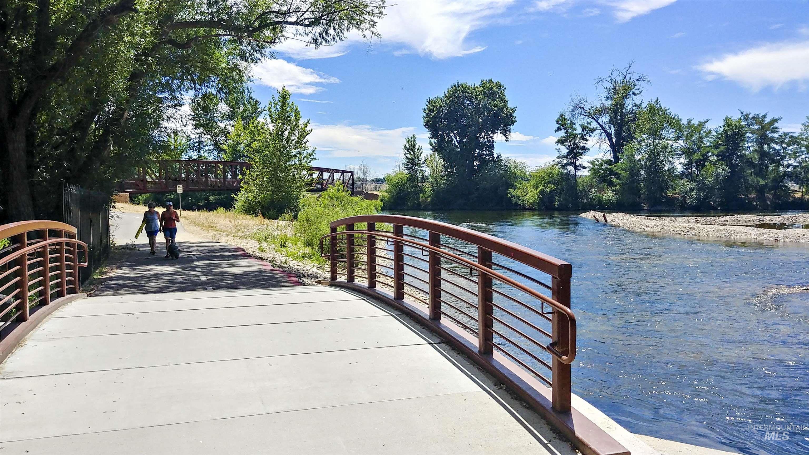 3263 S Sedgebrook Ln, Eagle, Idaho 83616, 3 Bedrooms, 2.5 Bathrooms, Residential For Sale, Price $679,000,MLS 98991360