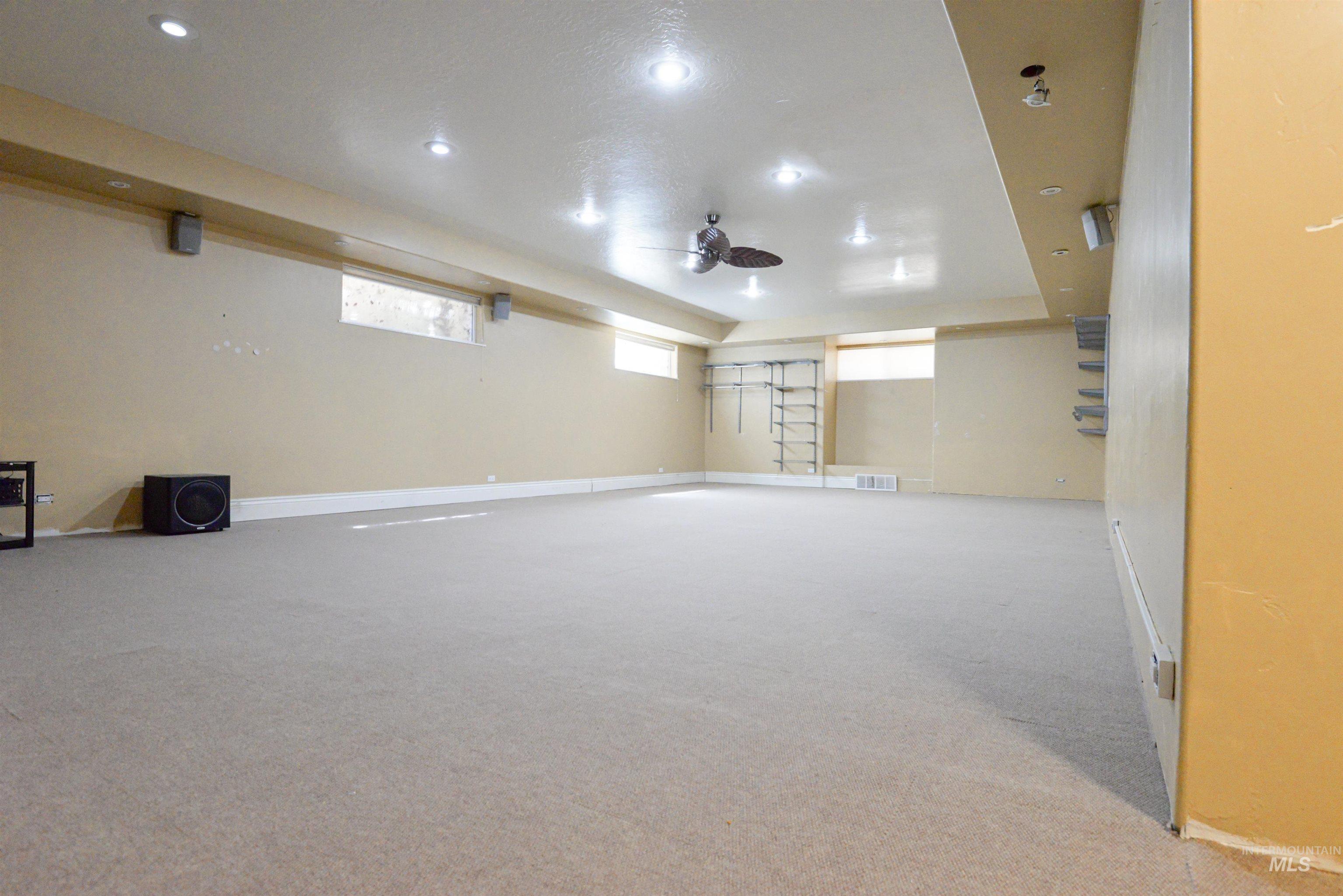 2176 Addison ave E, Twin Falls, Idaho 83301, 4 Rooms, Business/Commercial For Sale, Price $589,000, 98991362