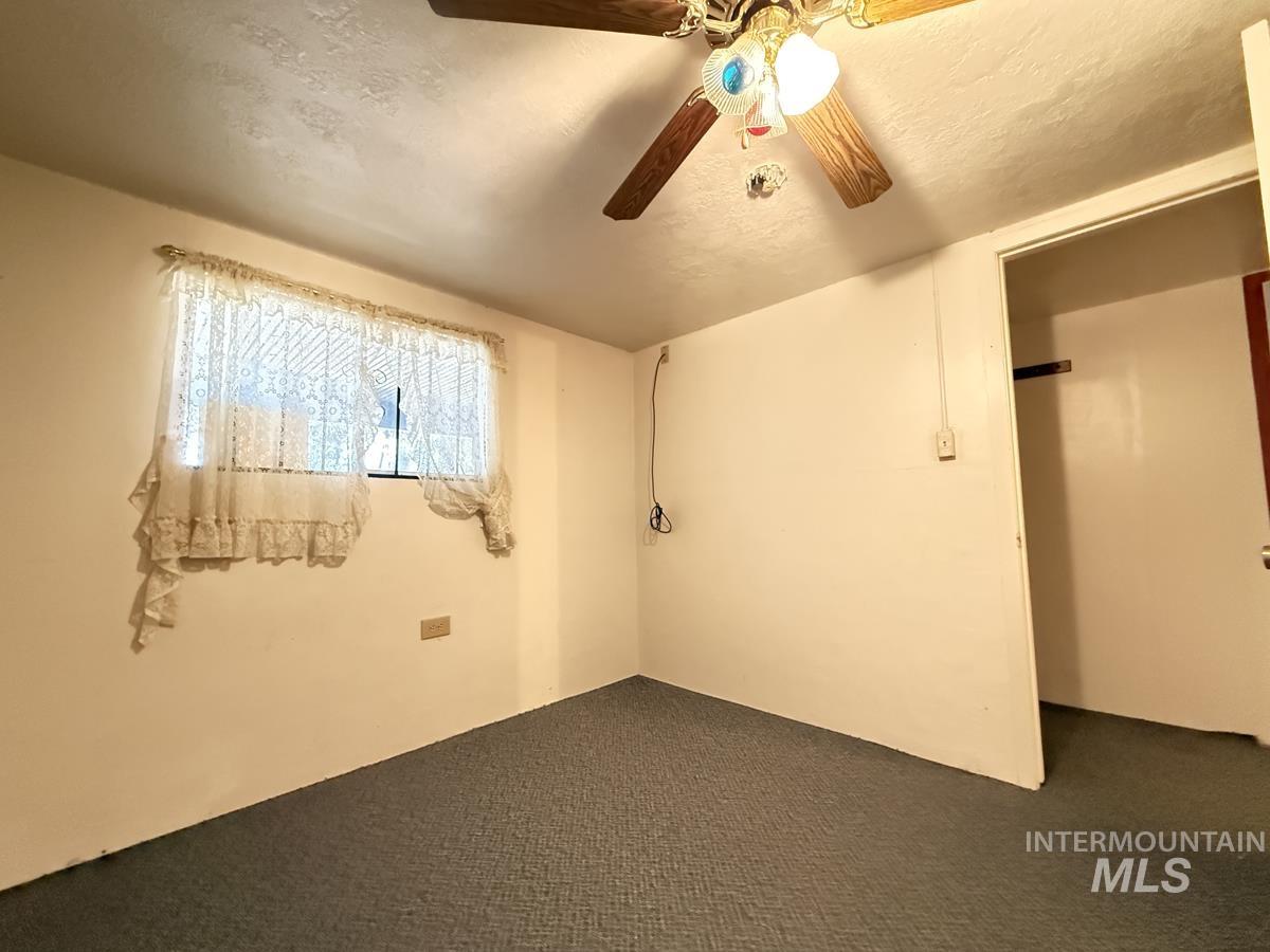 9 Victoria Way, Cascade, Idaho 83611, 3 Bedrooms, 2 Bathrooms, Residential For Sale, Price $399,900,MLS 98991363