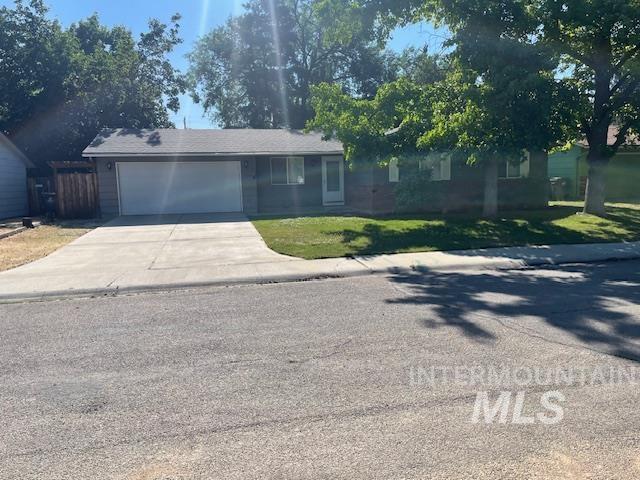 3298 N Clayton Place, Boise, Idaho 83704, 3 Bedrooms, 1 Bathroom, Residential For Sale, Price $389,900,MLS 98991365
