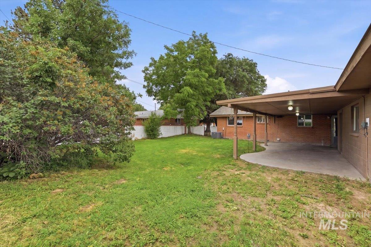 940 E 16th N, Mountain Home, Idaho 83647, 3 Bedrooms, 1 Bathroom, Residential For Sale, Price $290,000, 98991372