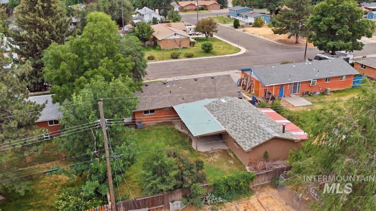 940 E 16th N, Mountain Home, Idaho 83647, 3 Bedrooms, 1 Bathroom, Residential For Sale, Price $290,000, 98991372