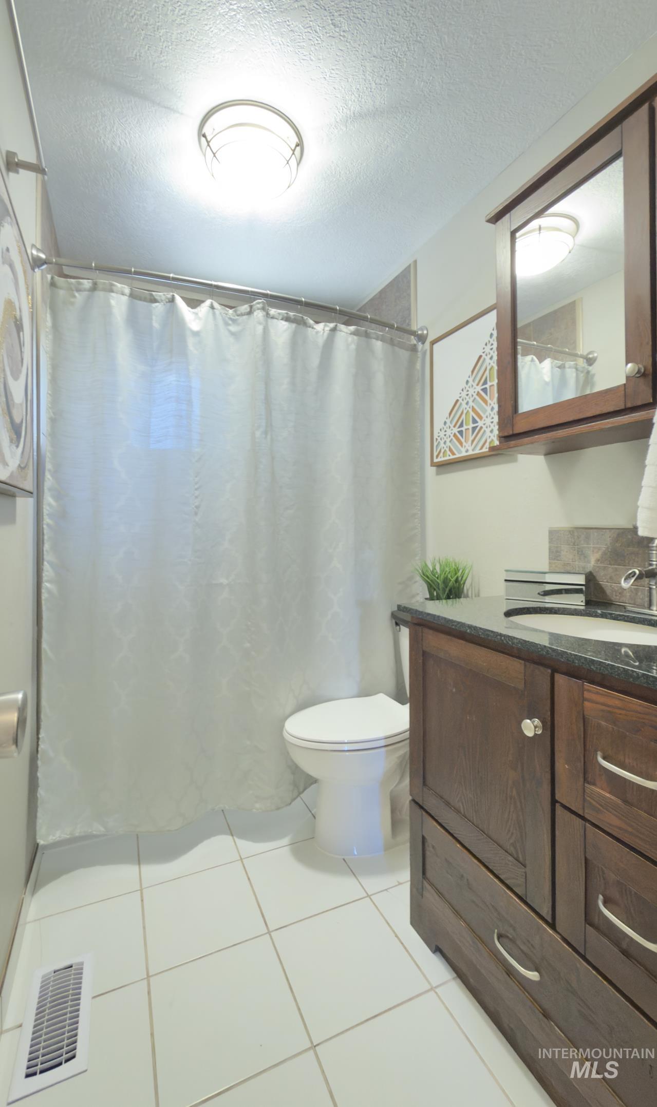 3314 N Clayton Place, Boise, Idaho 83704, 3 Bedrooms, 1 Bathroom, Residential For Sale, Price $399,900, 98991374
