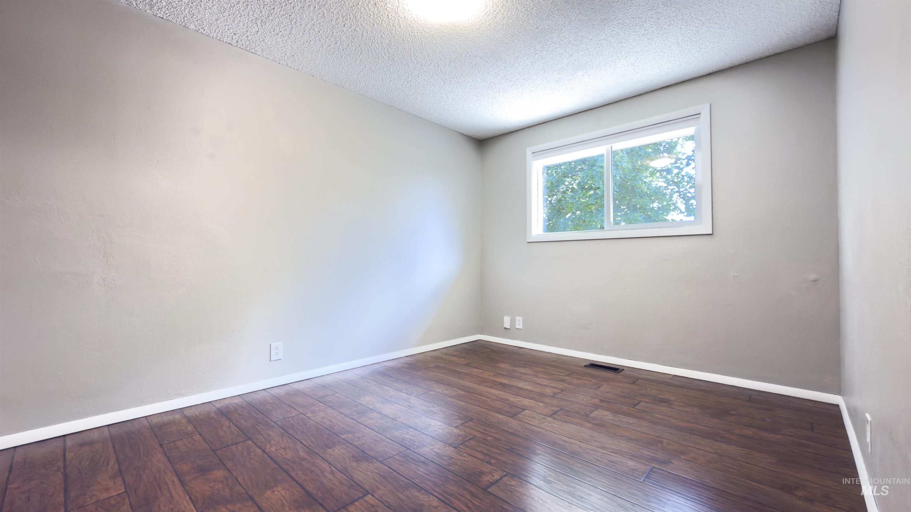 3314 N Clayton Place, Boise, Idaho 83704, 3 Bedrooms, 1 Bathroom, Residential For Sale, Price $399,900, 98991374