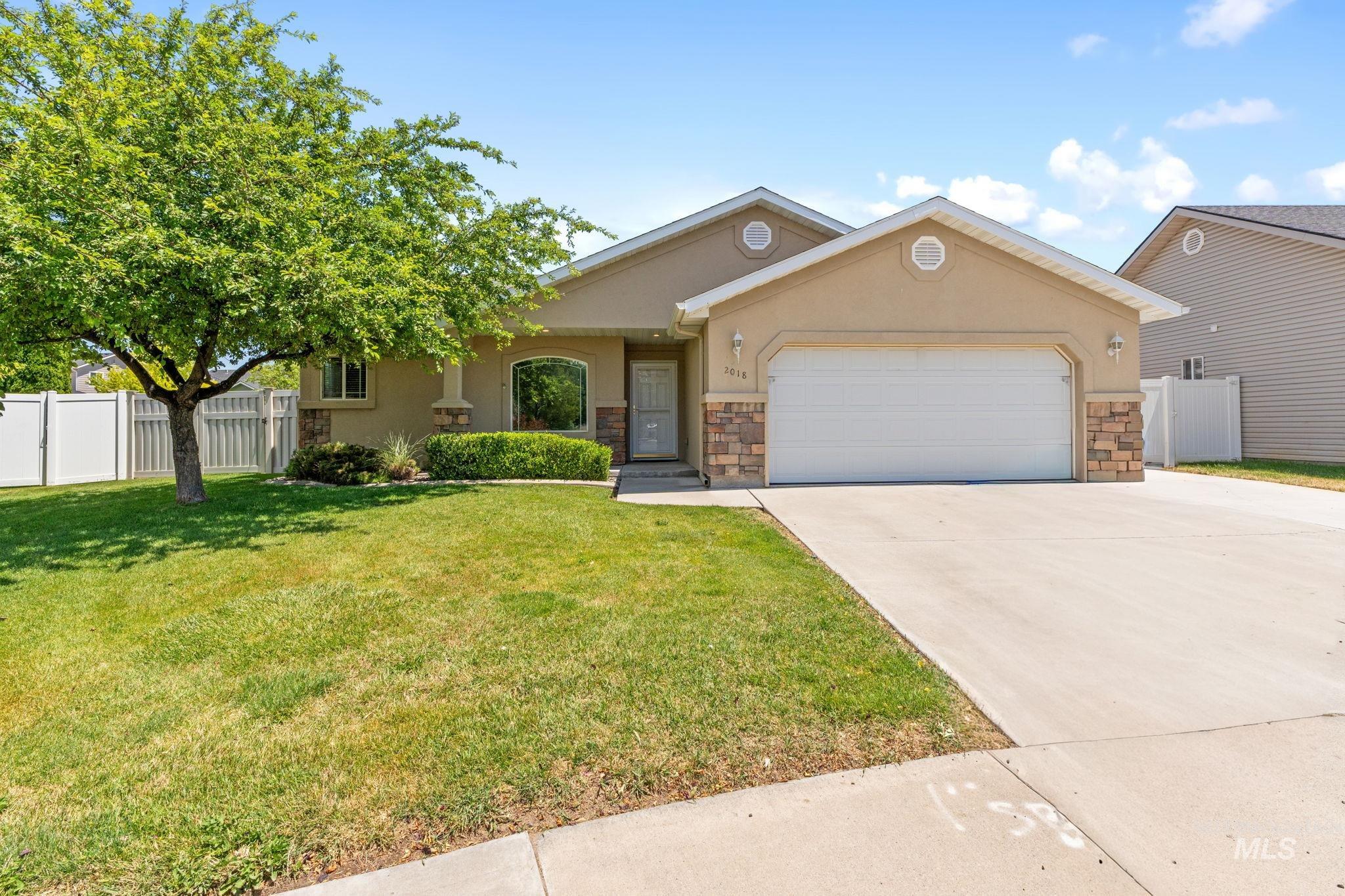 2018 Talus Loop, Twin Falls, Idaho 83301, 3 Bedrooms, 2 Bathrooms, Residential For Sale, Price $425,000,MLS 98991377