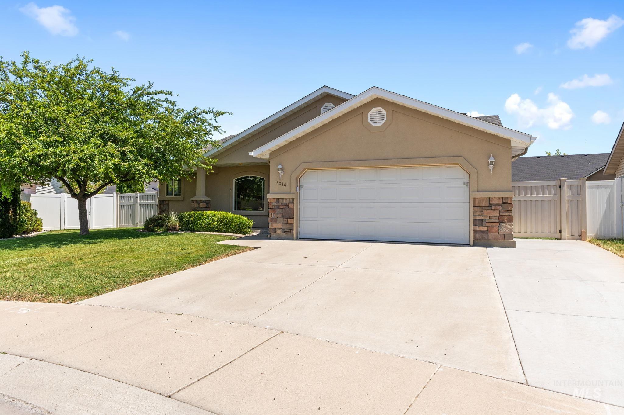 2018 Talus Loop, Twin Falls, Idaho 83301, 3 Bedrooms, 2 Bathrooms, Residential For Sale, Price $425,000,MLS 98991377