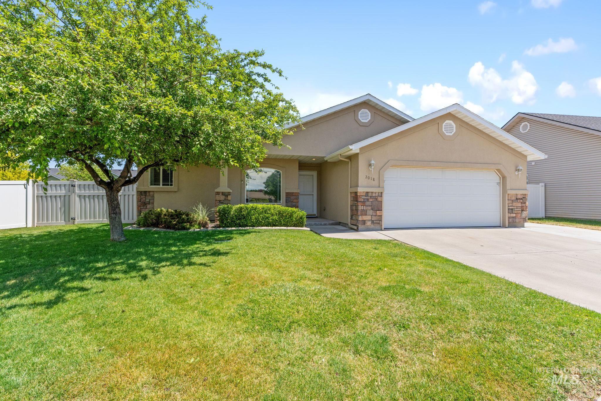 2018 Talus Loop, Twin Falls, Idaho 83301, 3 Bedrooms, 2 Bathrooms, Residential For Sale, Price $425,000,MLS 98991377