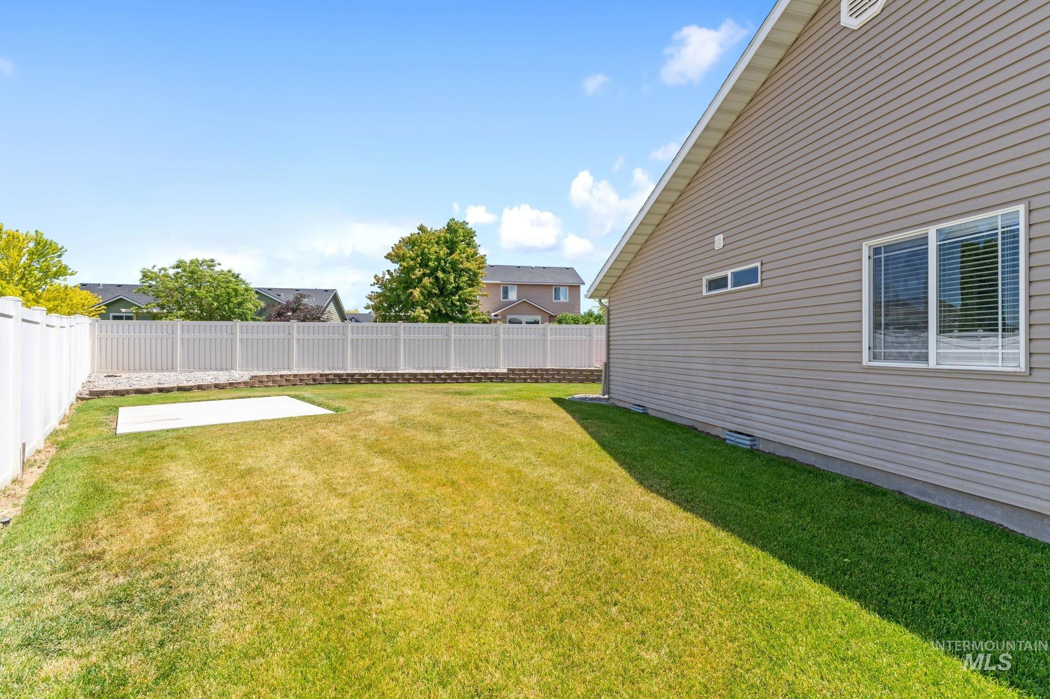 2018 Talus Loop, Twin Falls, Idaho 83301, 3 Bedrooms, 2 Bathrooms, Residential For Sale, Price $425,000,MLS 98991377