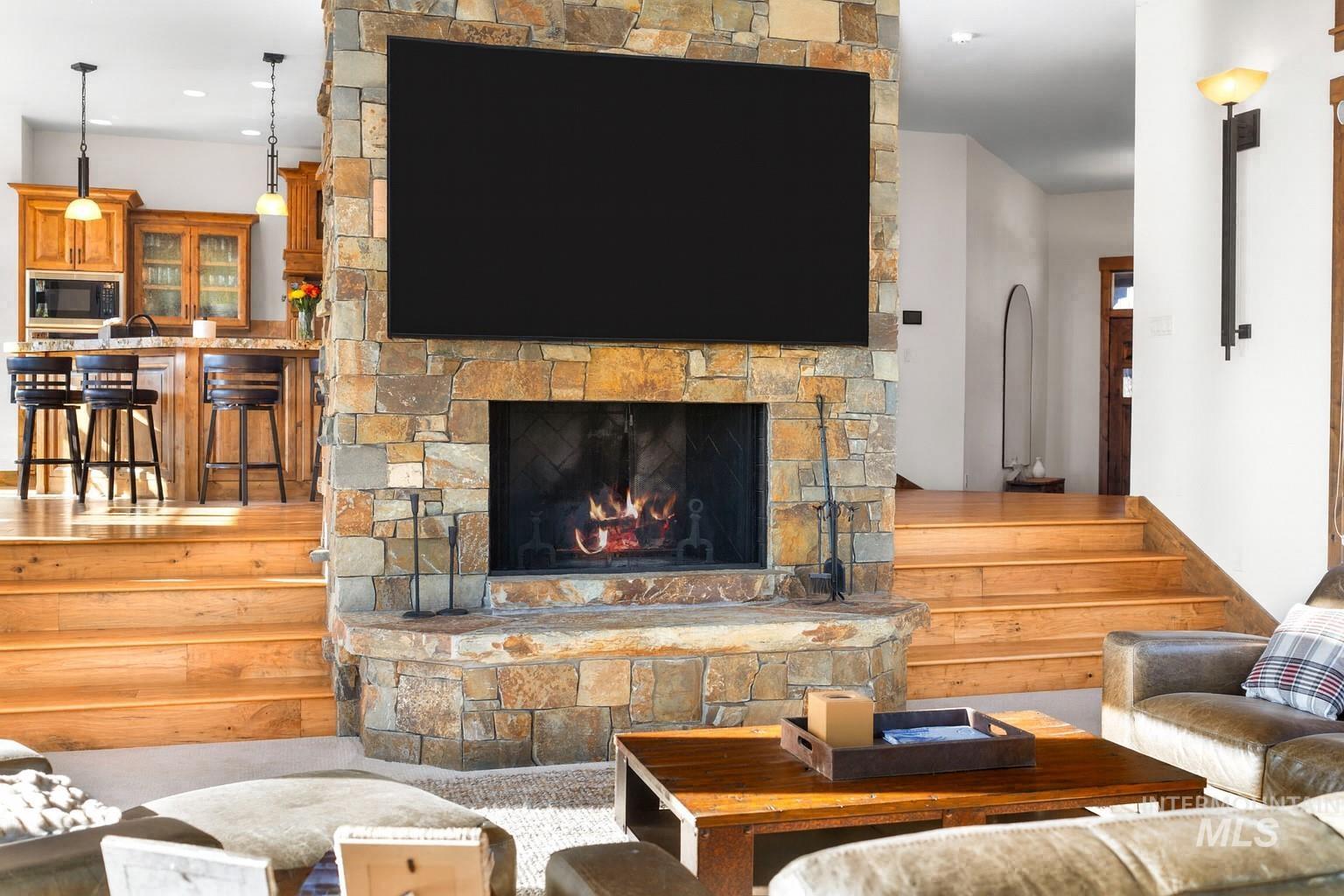 291 Whitewater Drive, Donnelly, Idaho 83615, 5 Bedrooms, 6.5 Bathrooms, Residential For Sale, Price $3,945,000, 98991378