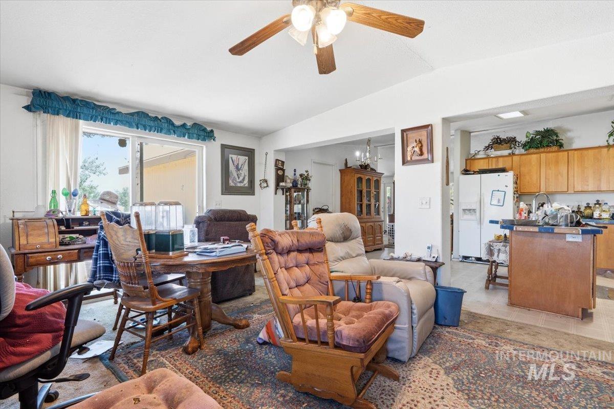 9735 Bill Burns Rd, Emmett, Idaho 83617-9707, 3 Bedrooms, 2 Bathrooms, Residential For Sale, Price $429,900,MLS 98991383
