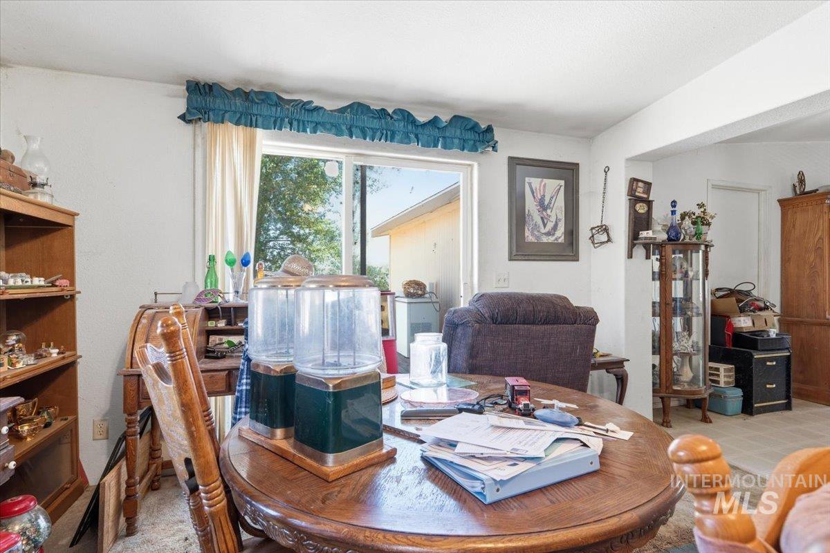 9735 Bill Burns Rd, Emmett, Idaho 83617-9707, 3 Bedrooms, 2 Bathrooms, Residential For Sale, Price $429,900,MLS 98991383