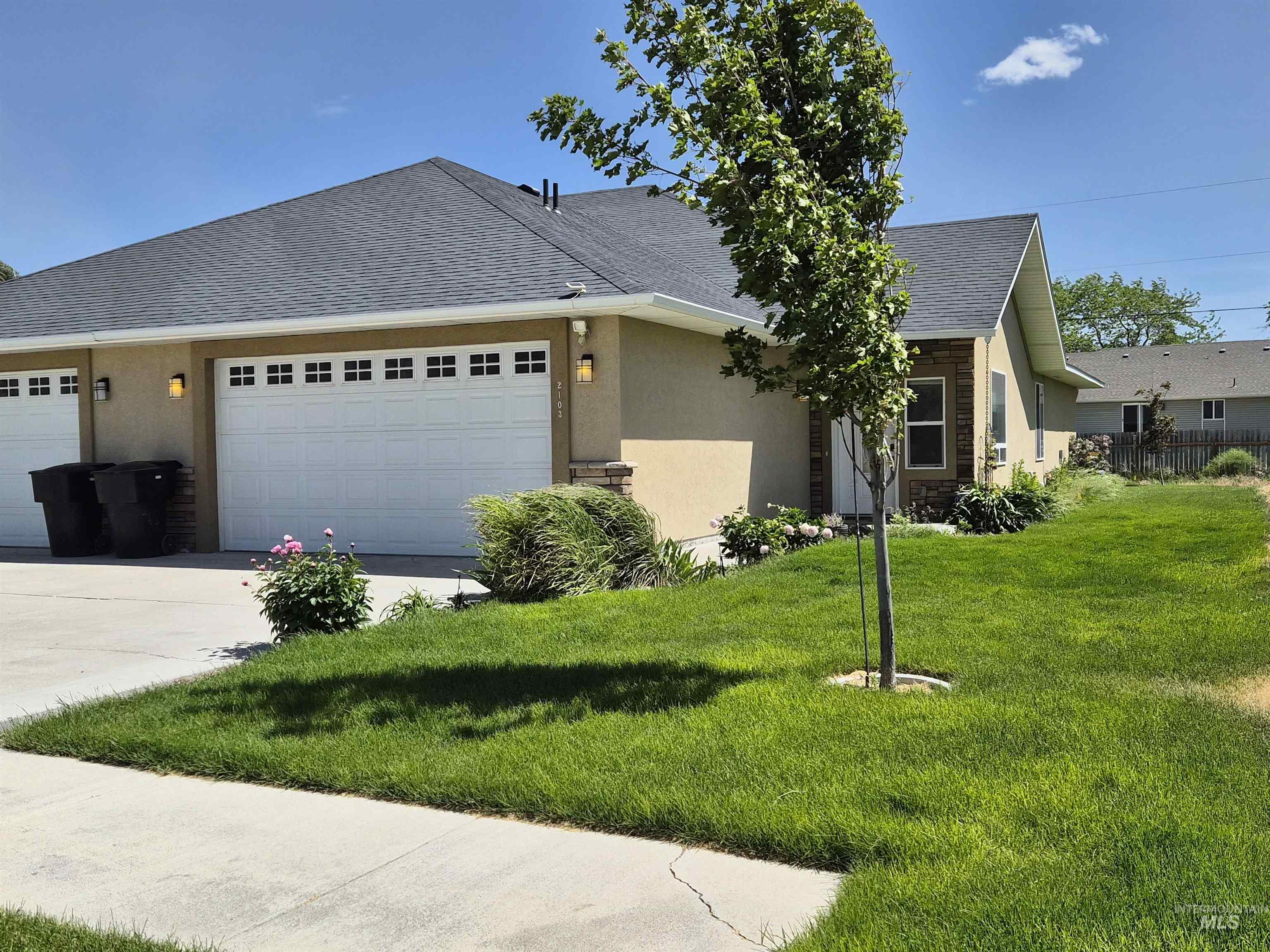 2103 Fort Hall Av, American Falls, Idaho 83211, 3 Bedrooms, 2 Bathrooms, Residential For Sale, Price $340,000,MLS 98991387