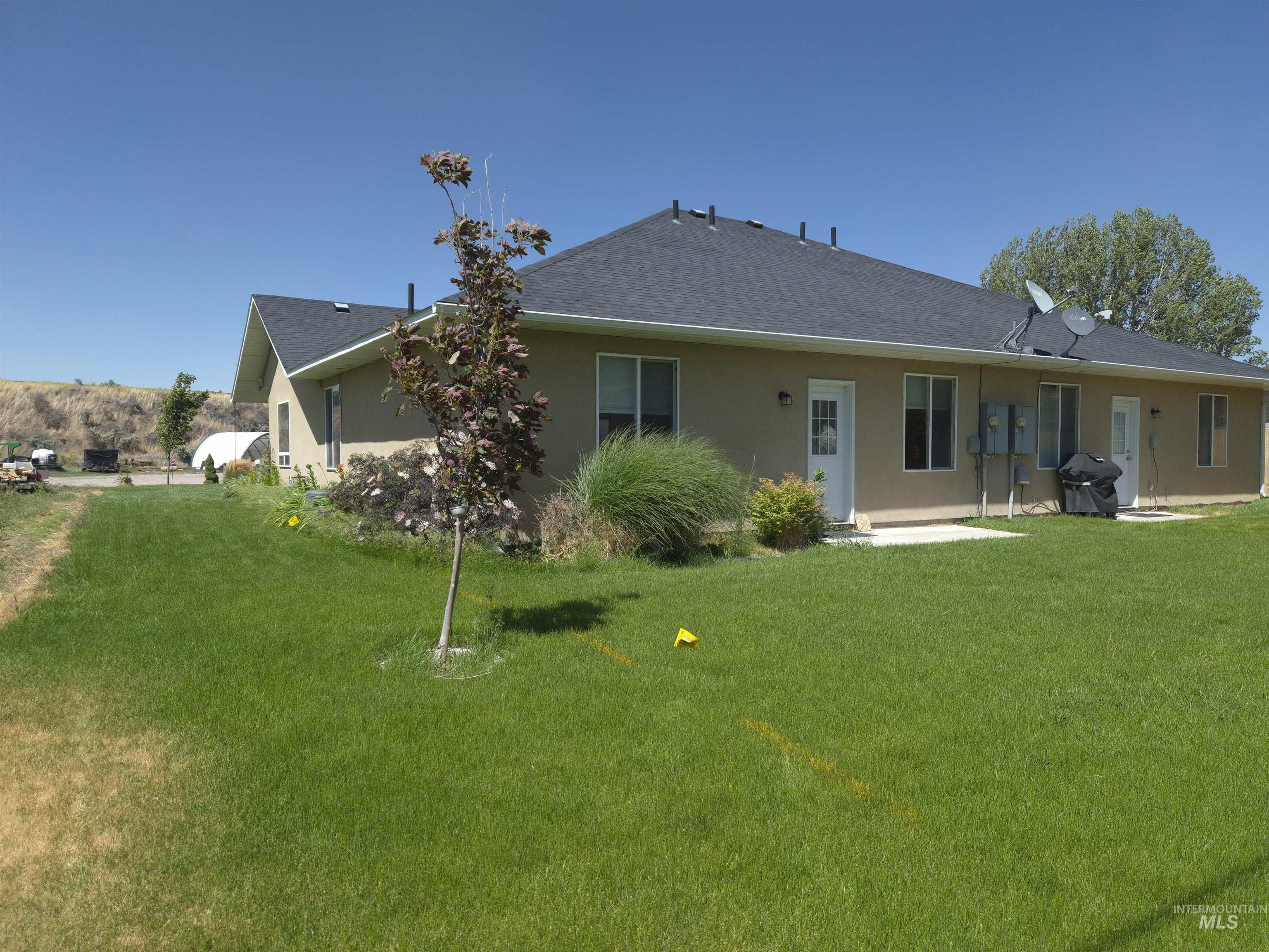 2103 Fort Hall Av, American Falls, Idaho 83211, 3 Bedrooms, 2 Bathrooms, Residential For Sale, Price $340,000,MLS 98991387