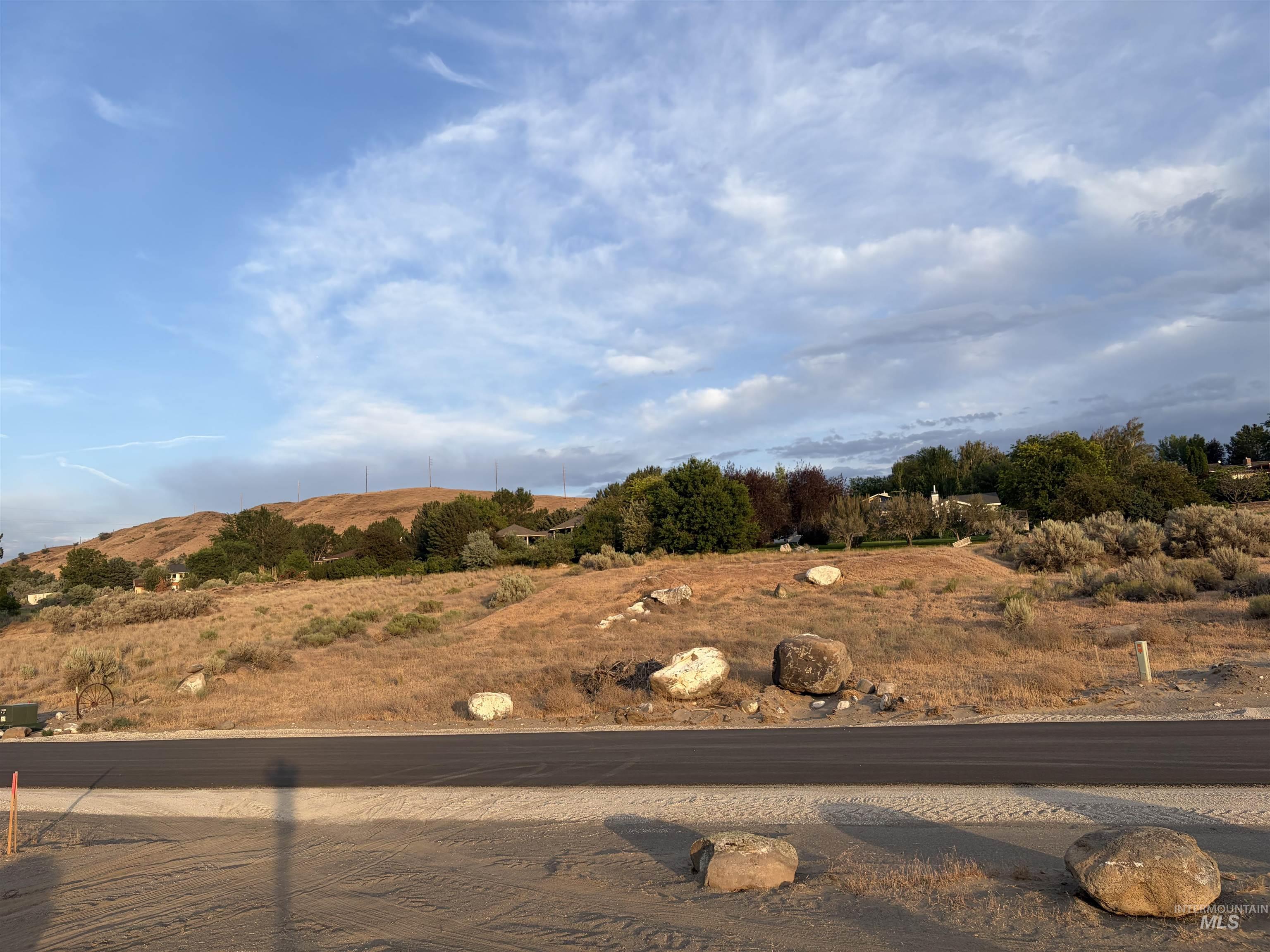 TBD Chessmore Dr, Buhl, Idaho 83316, Land For Sale, Price $125,000,MLS 98991388