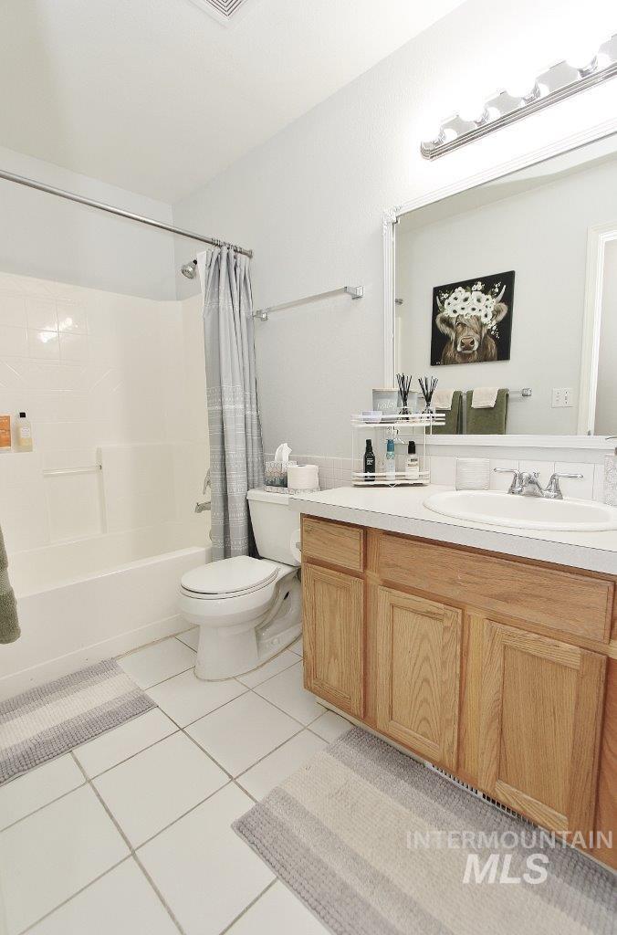 8335 W Dulcimer, Boise, Idaho 83709, 3 Bedrooms, 2 Bathrooms, Residential For Sale, Price $420,000,MLS 98991389