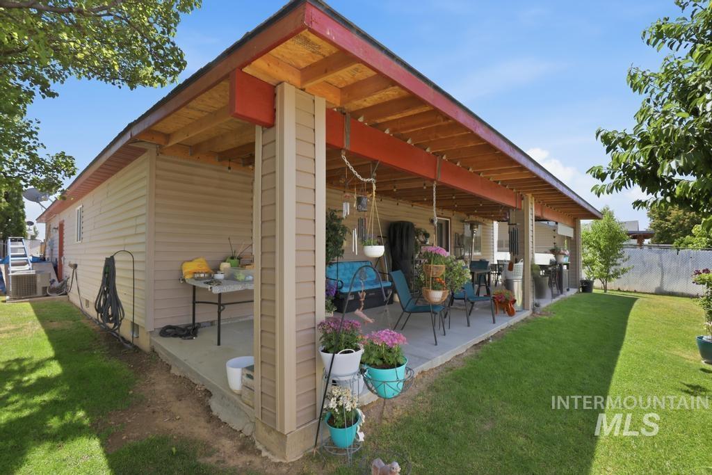 306 W Ave K, Jerome, Idaho 83338, 3 Bedrooms, 2 Bathrooms, Residential For Sale, Price $349,999, 98991390